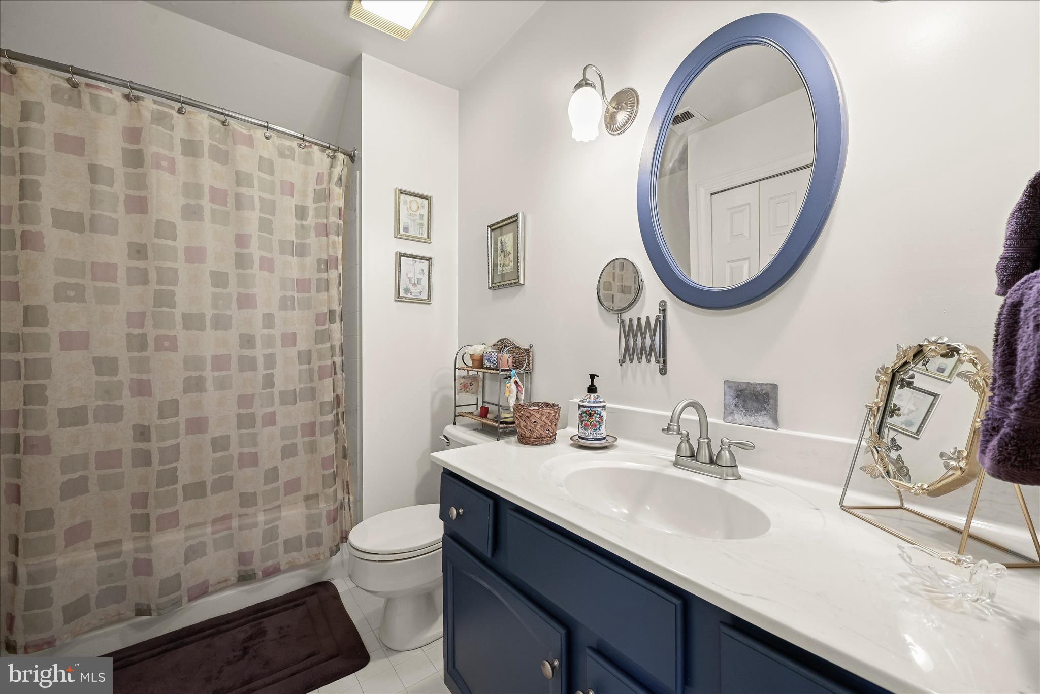 VILLAGE OF HICKORY RIDGE - Residential