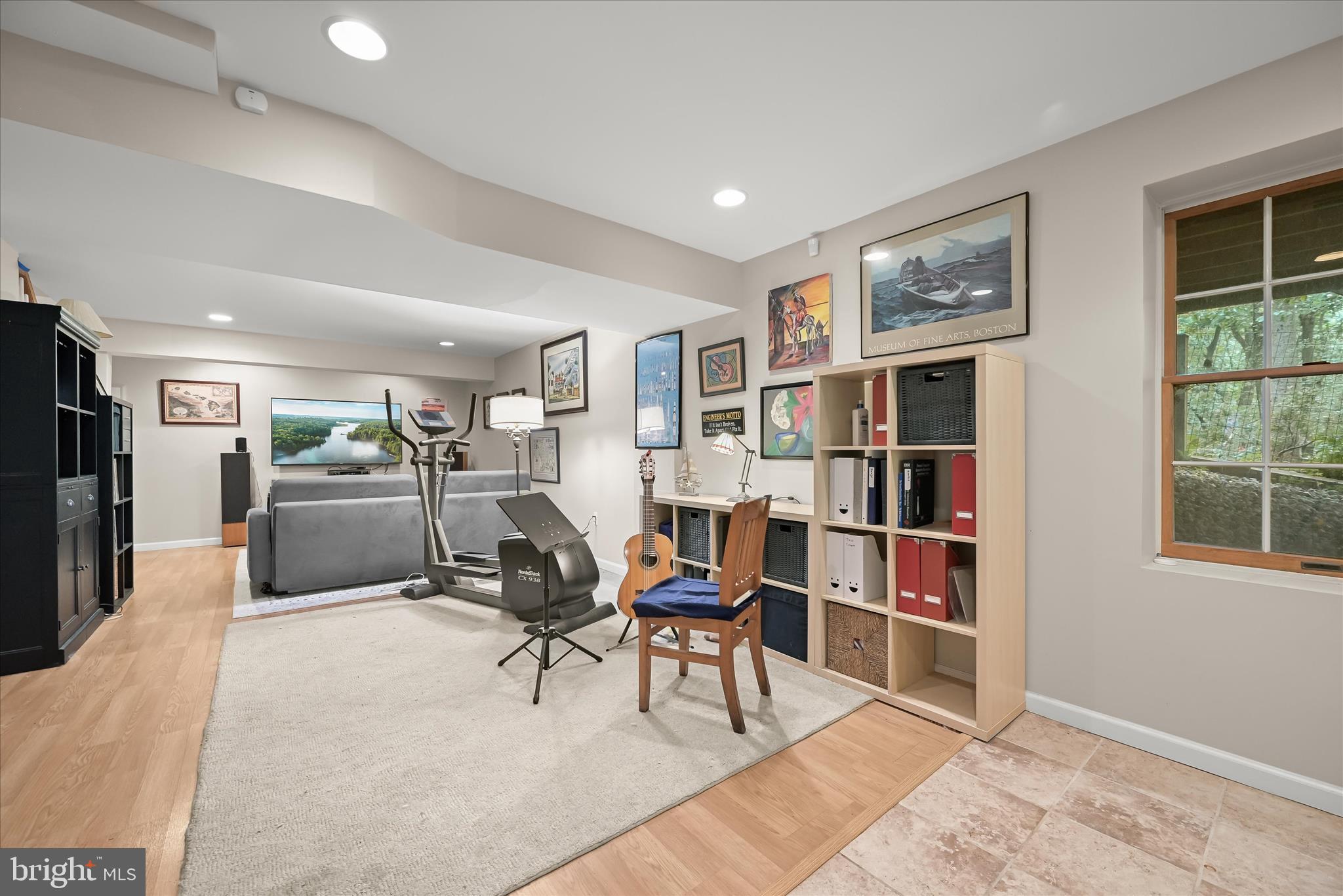 VILLAGE OF HICKORY RIDGE - Residential