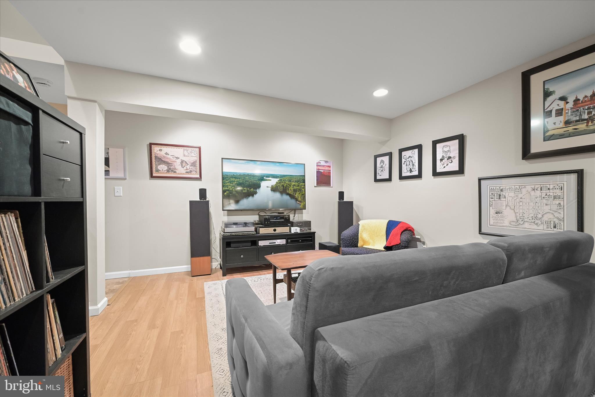 VILLAGE OF HICKORY RIDGE - Residential