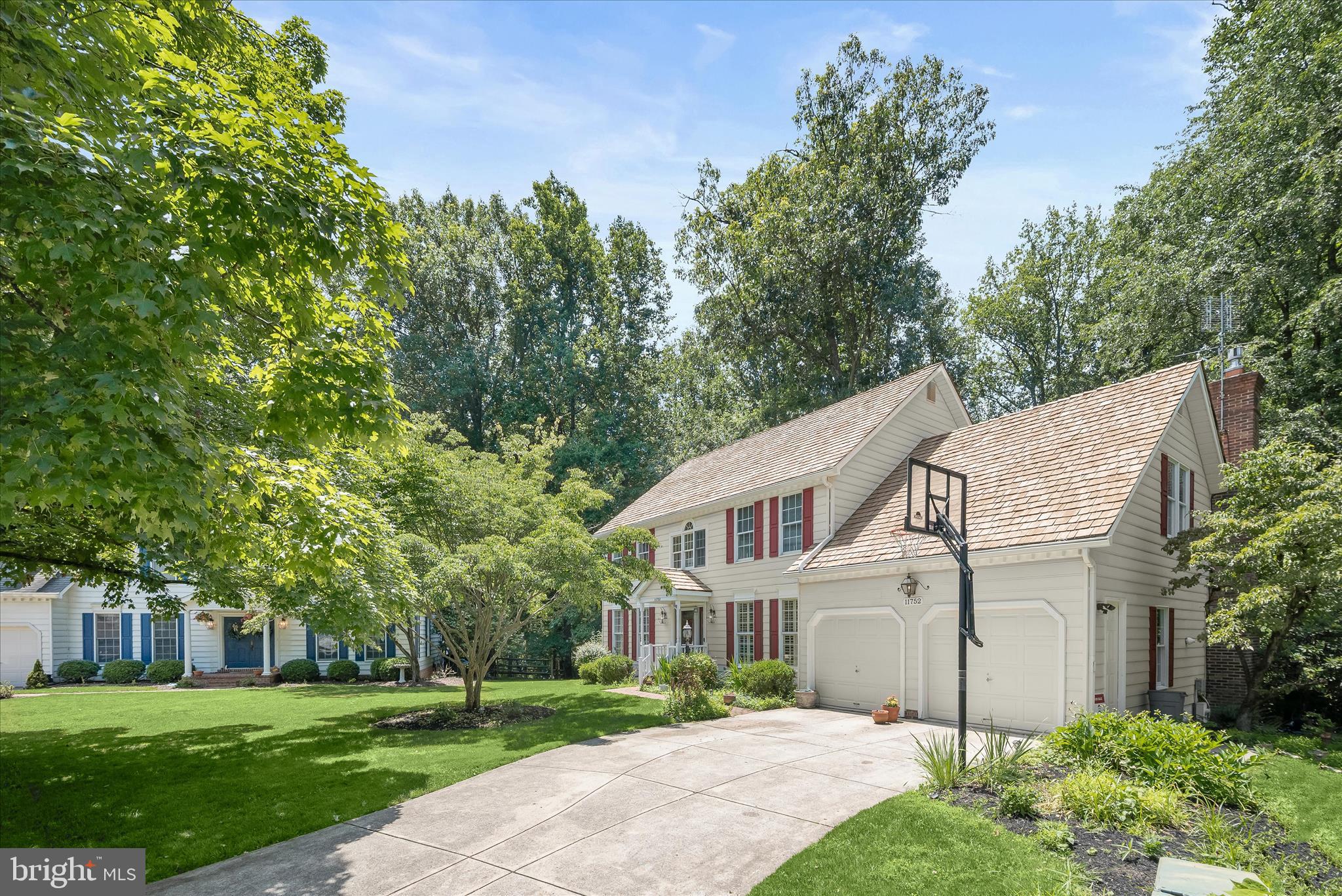 VILLAGE OF HICKORY RIDGE - Residential