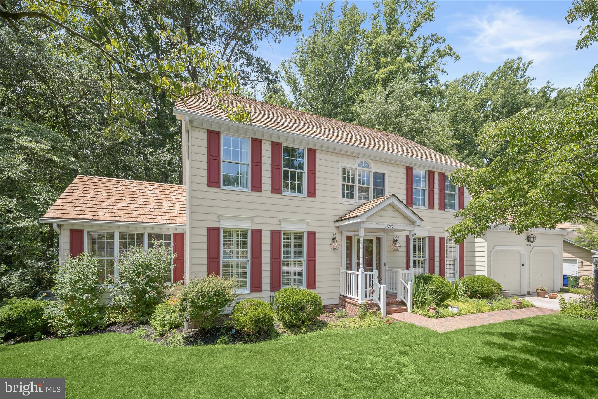 VILLAGE OF HICKORY RIDGE - Residential