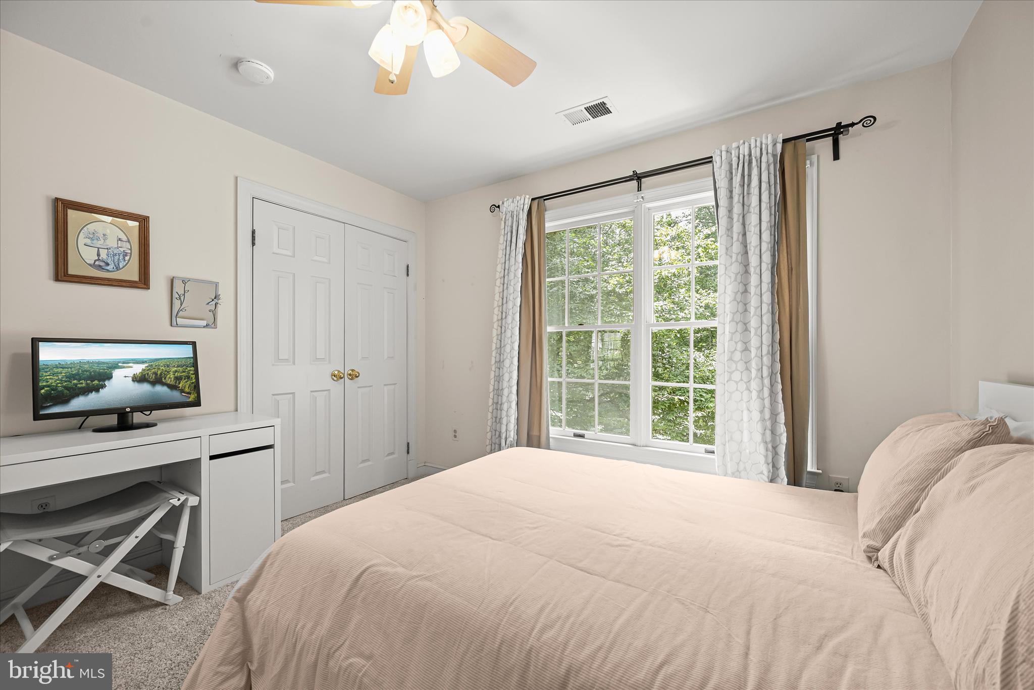VILLAGE OF HICKORY RIDGE - Residential