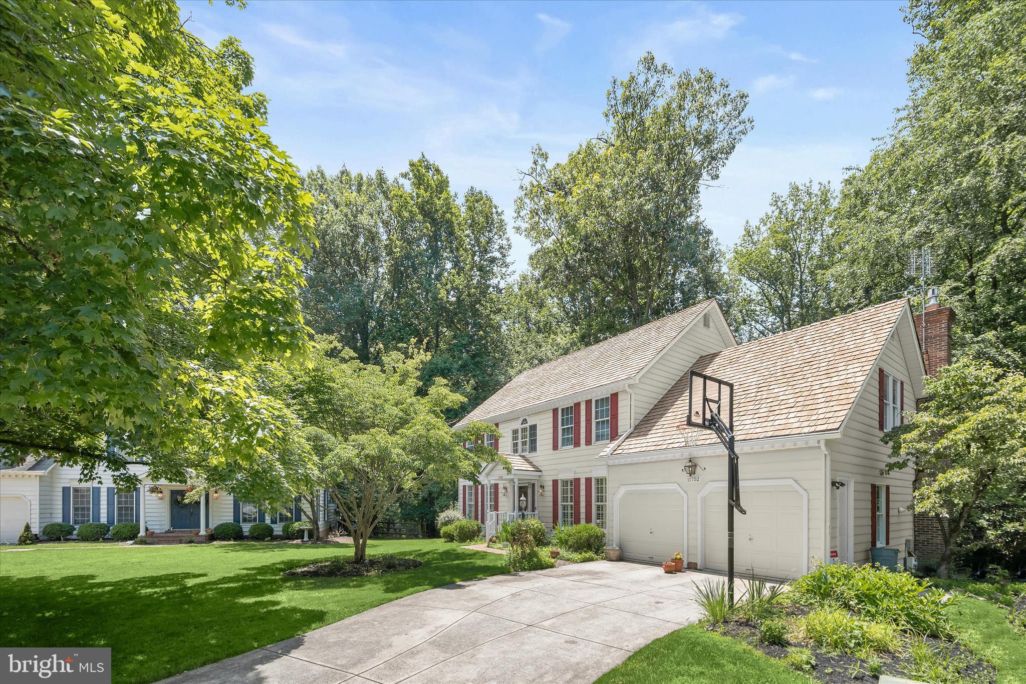 VILLAGE OF HICKORY RIDGE - Residential