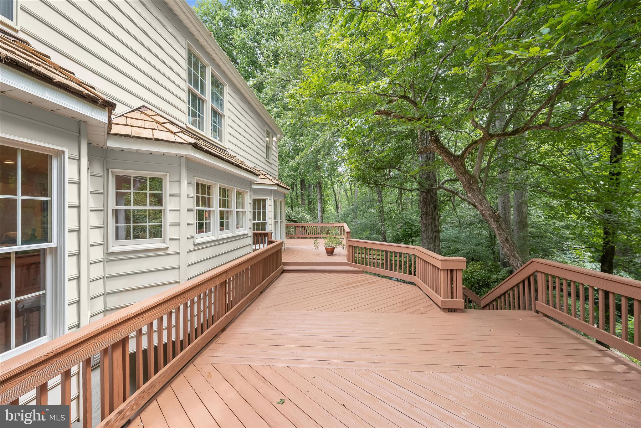 VILLAGE OF HICKORY RIDGE - Residential