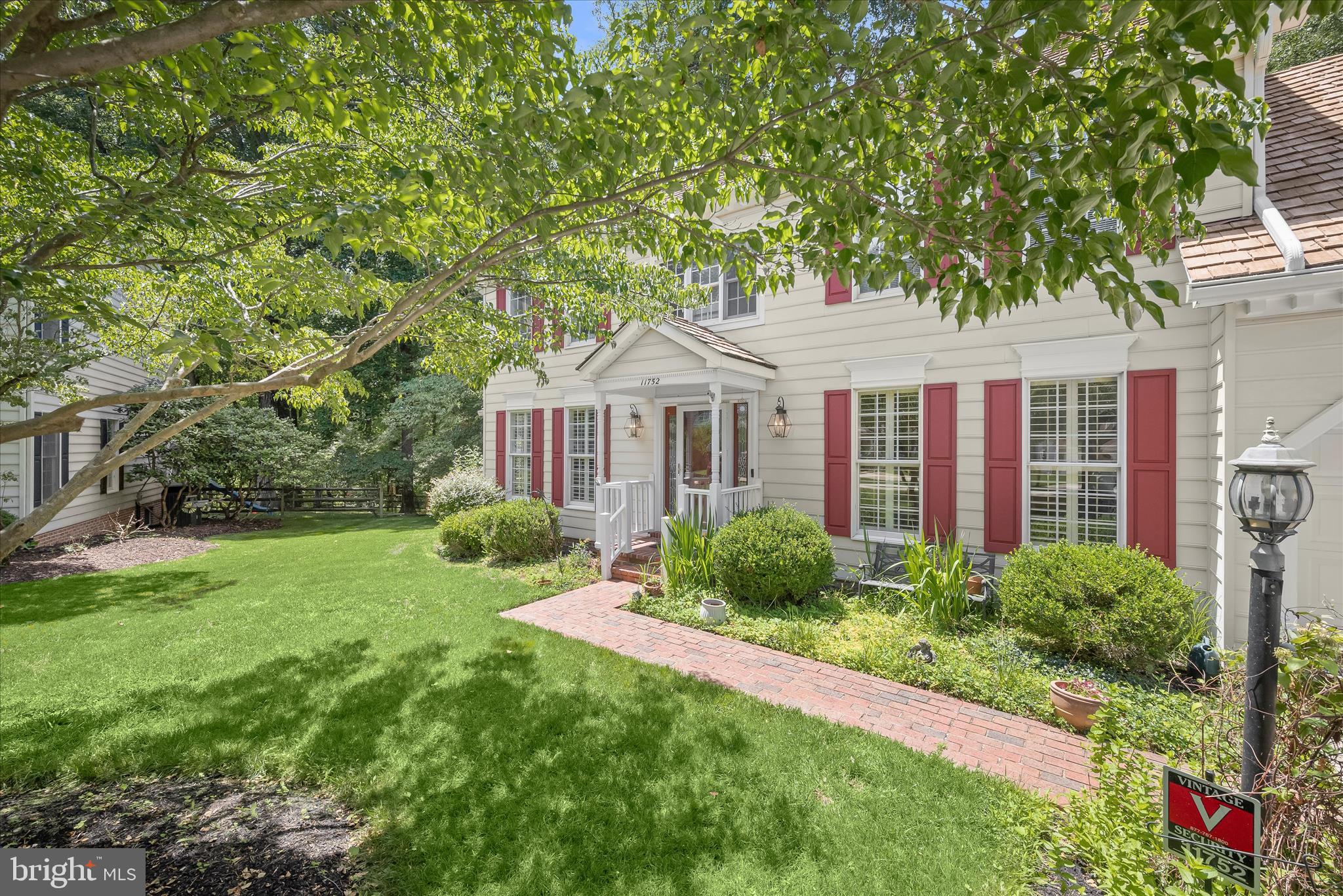 VILLAGE OF HICKORY RIDGE - Residential