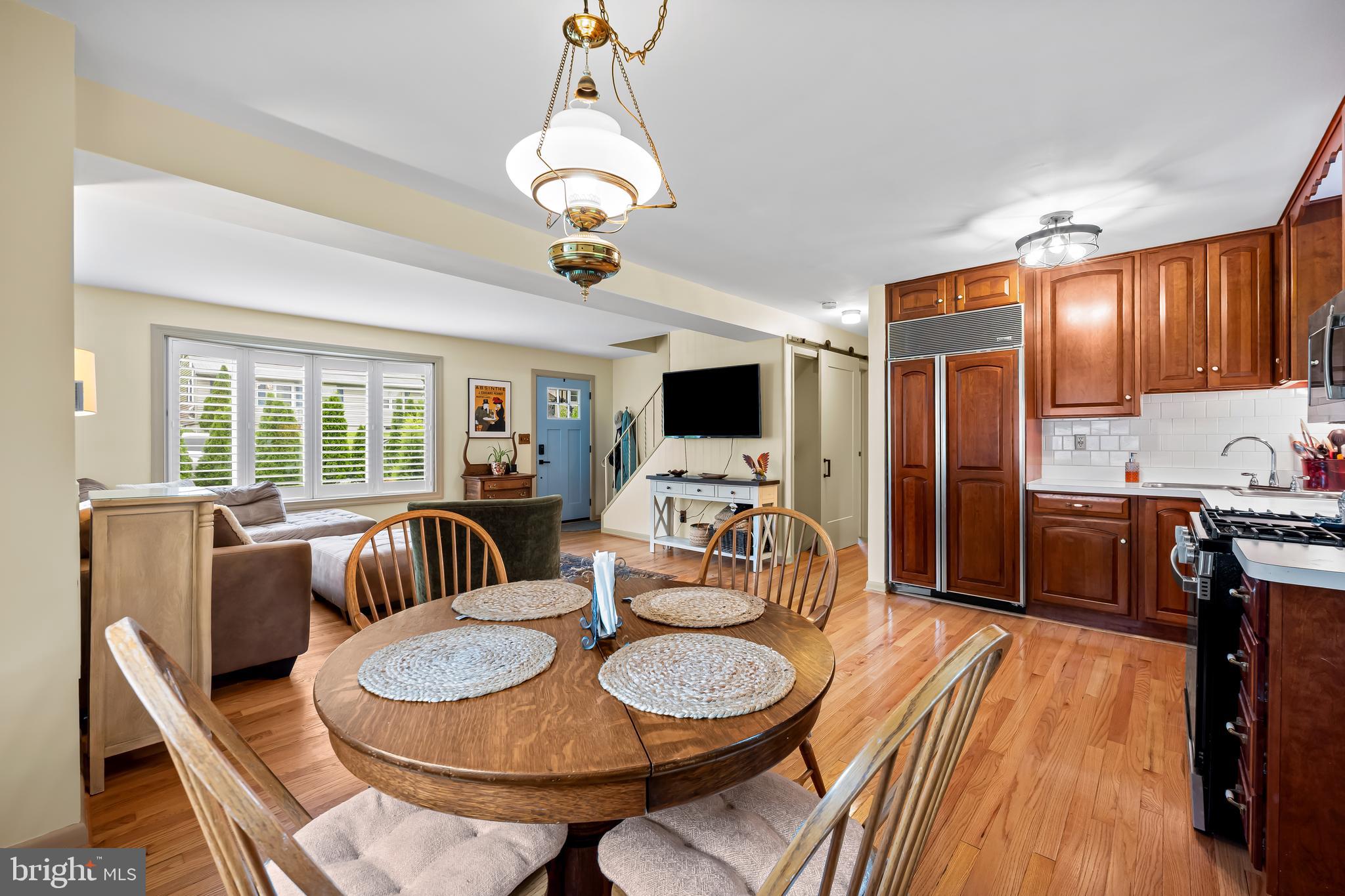 RIDGEVIEW - Residential