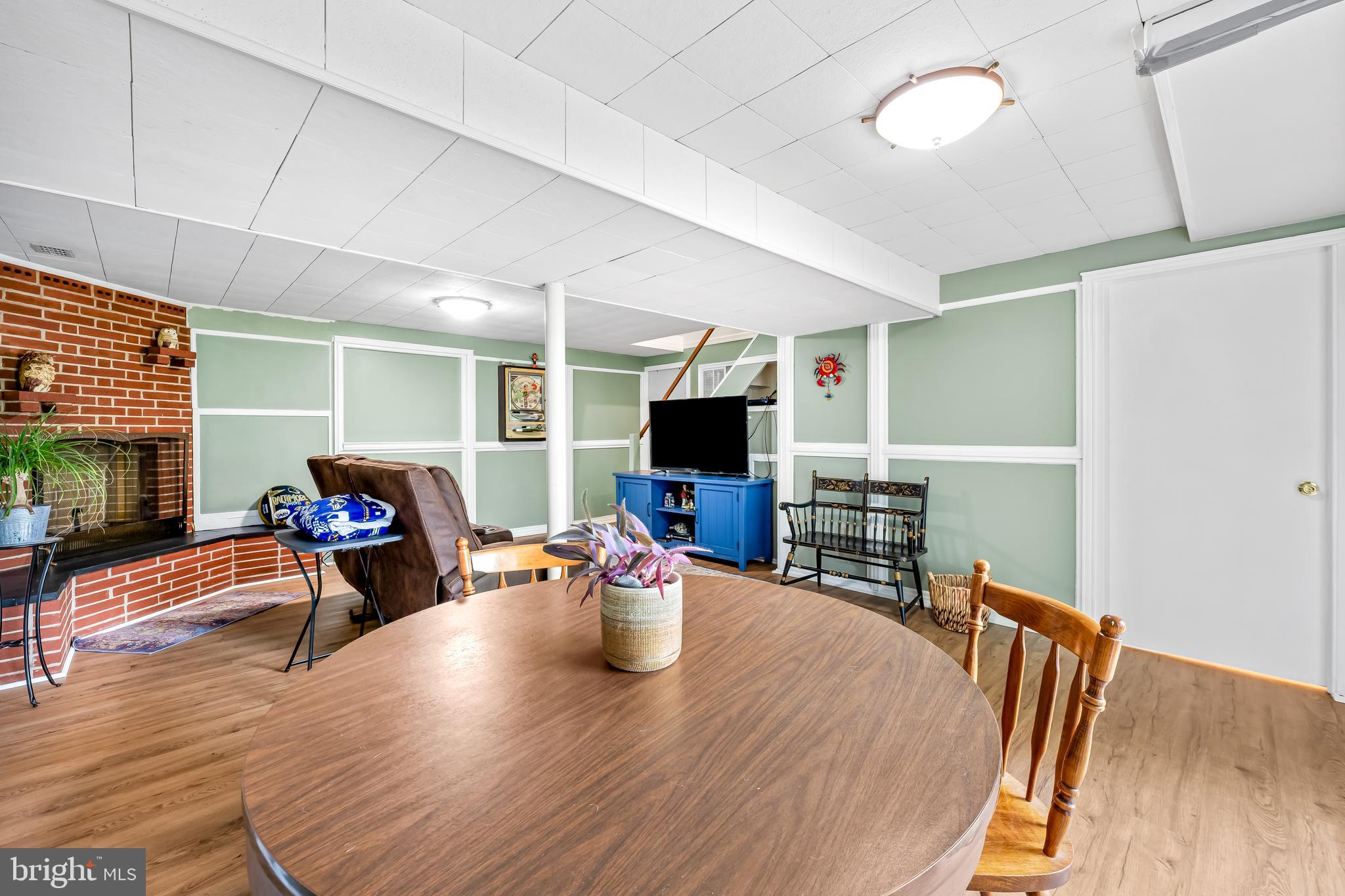RIDGEVIEW - Residential