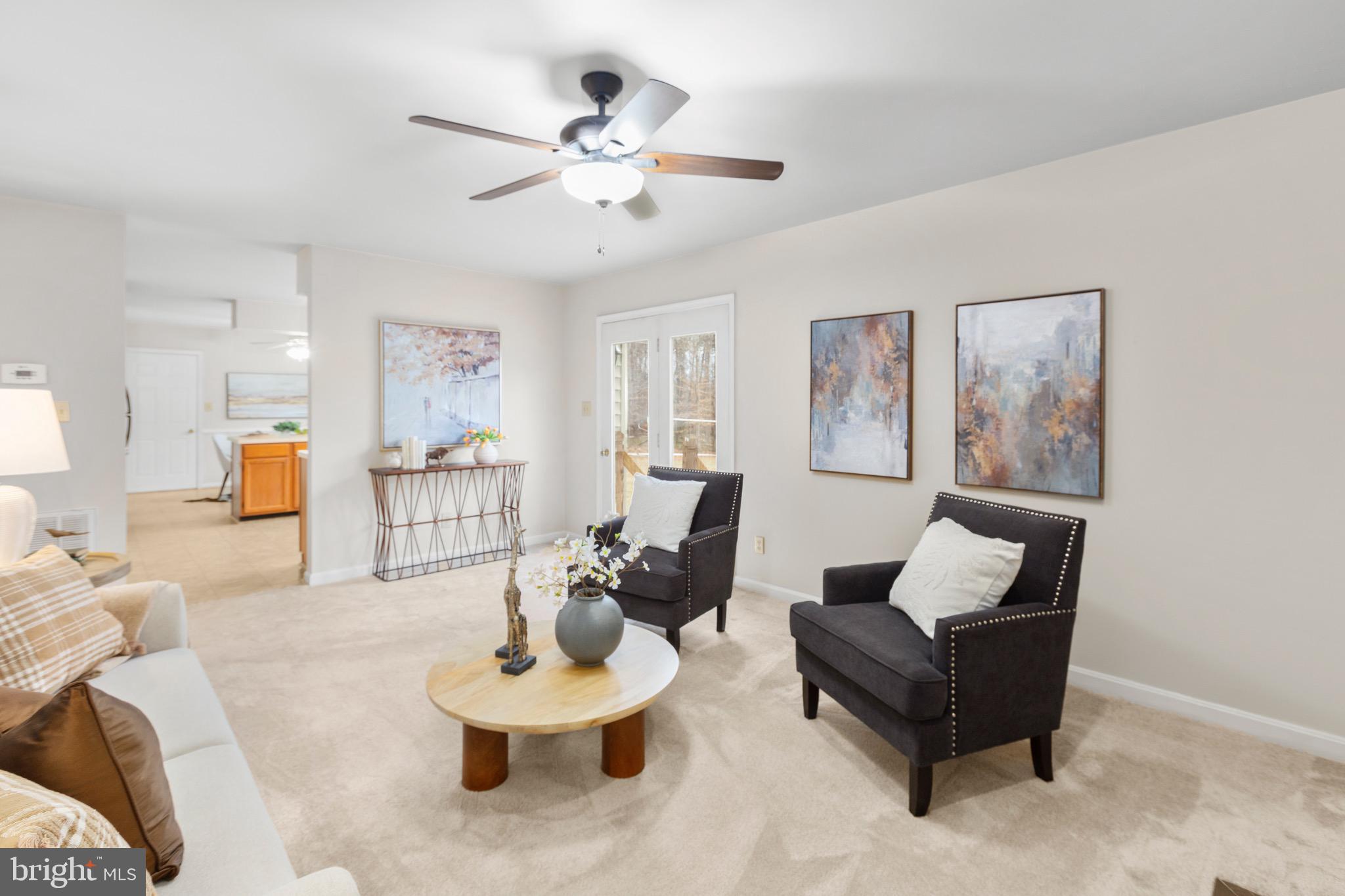SIX LAKES WEST - Residential
