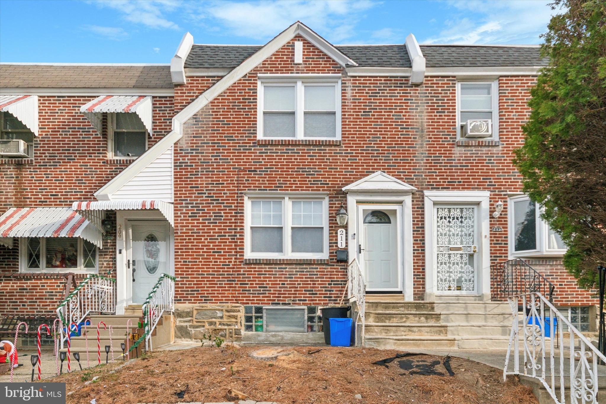 LAWNCREST - Residential Lease