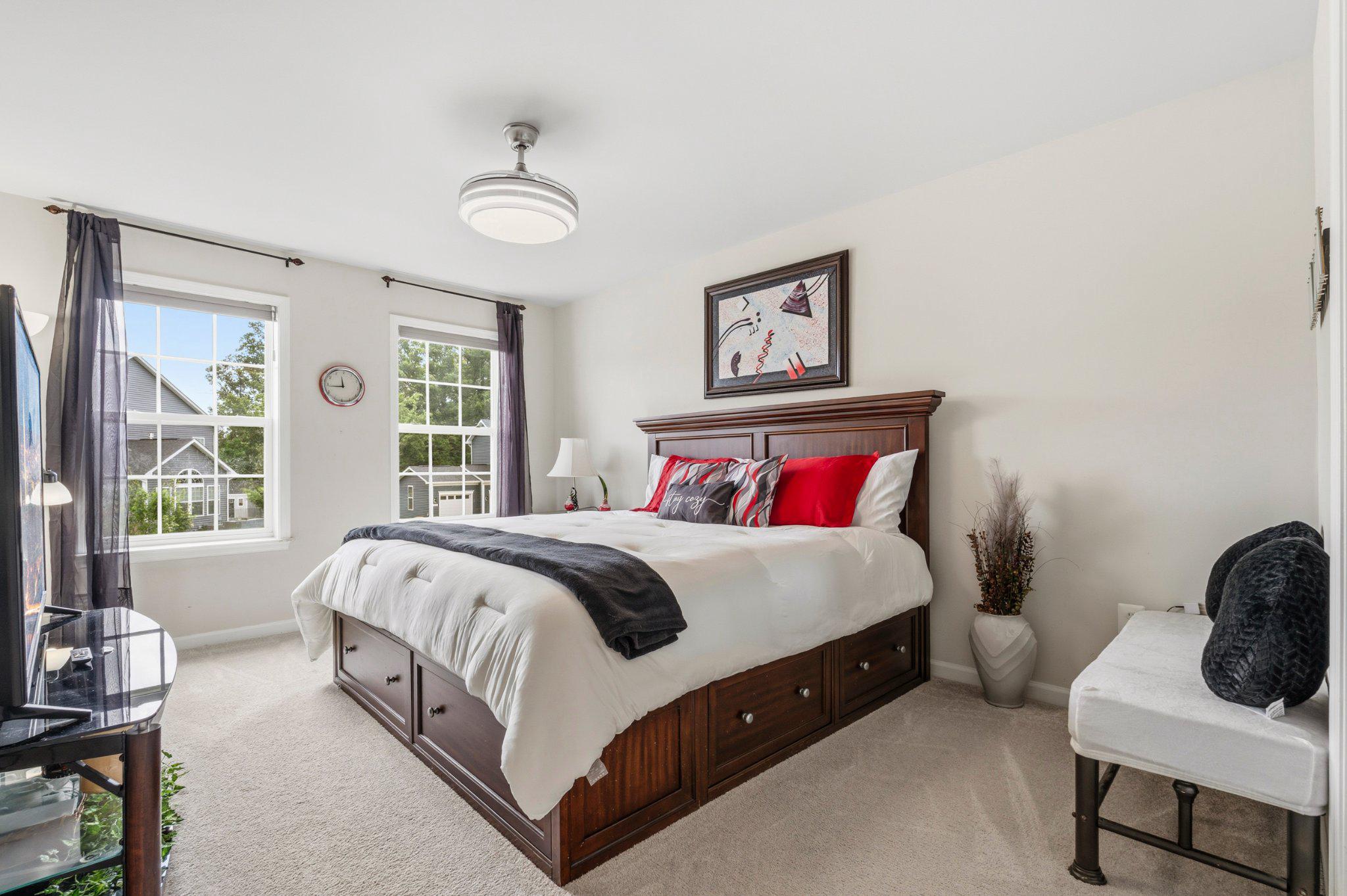 SPRING RIDGE - Residential