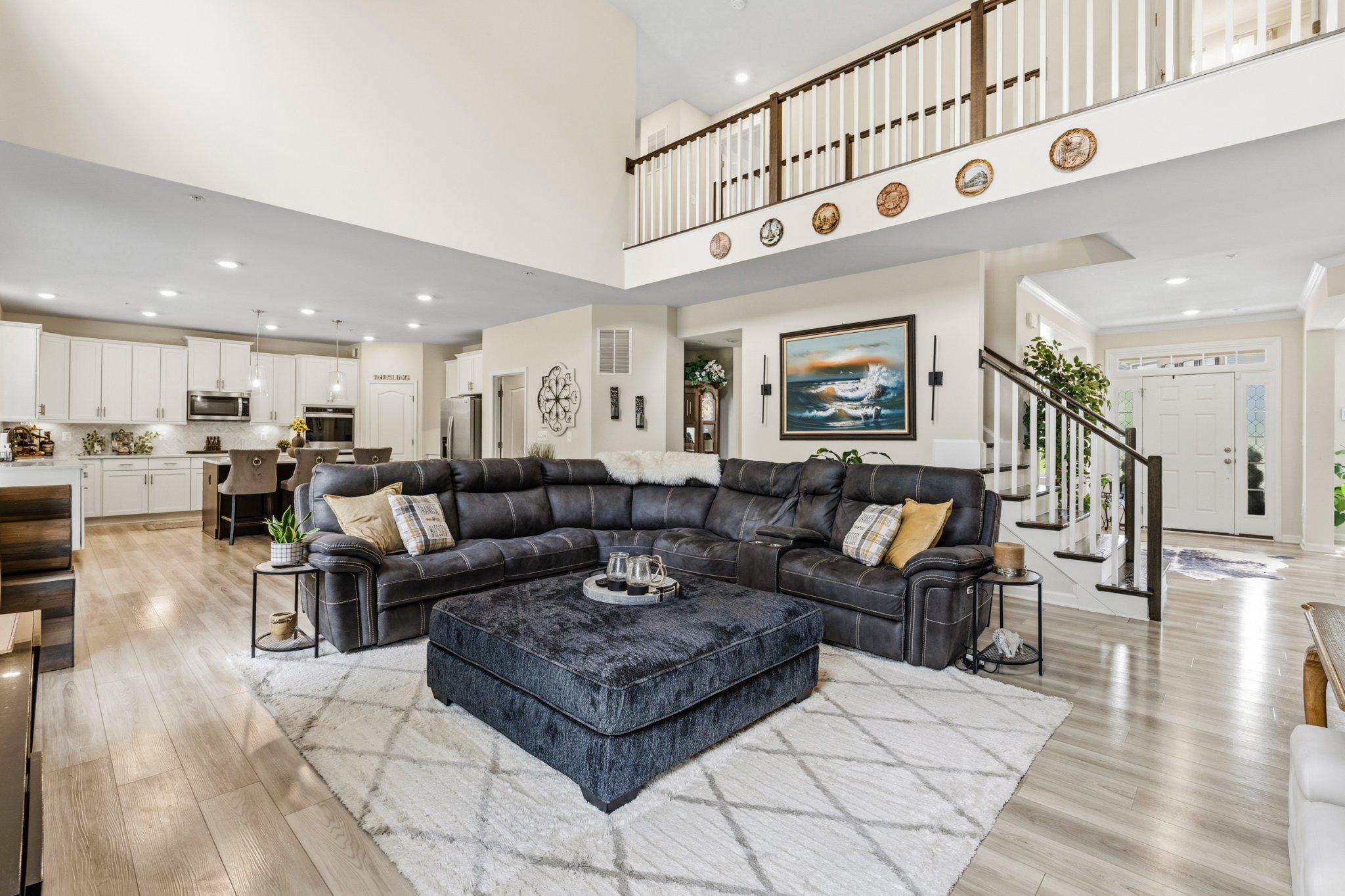 SPRING RIDGE - Residential