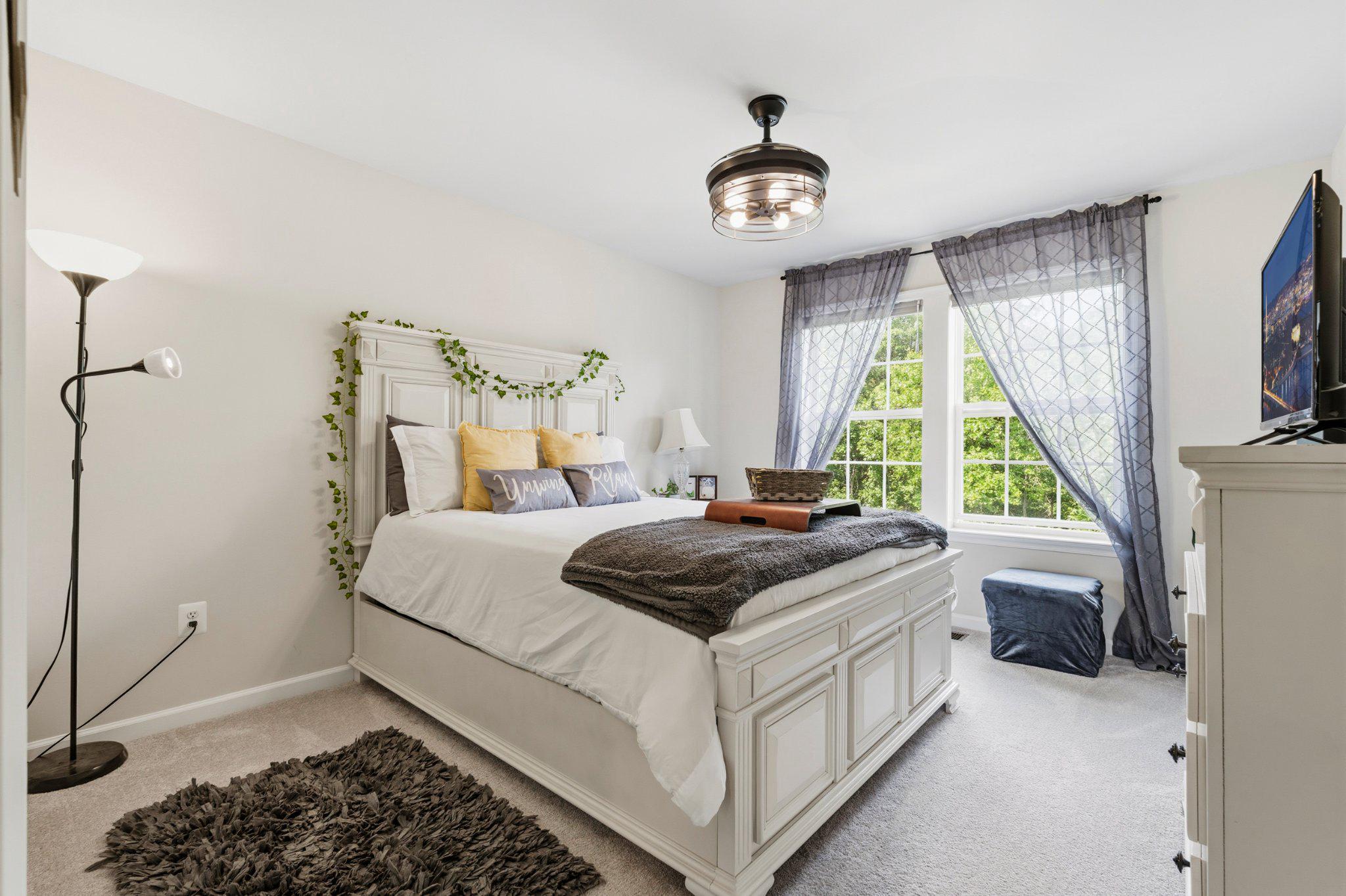 SPRING RIDGE - Residential