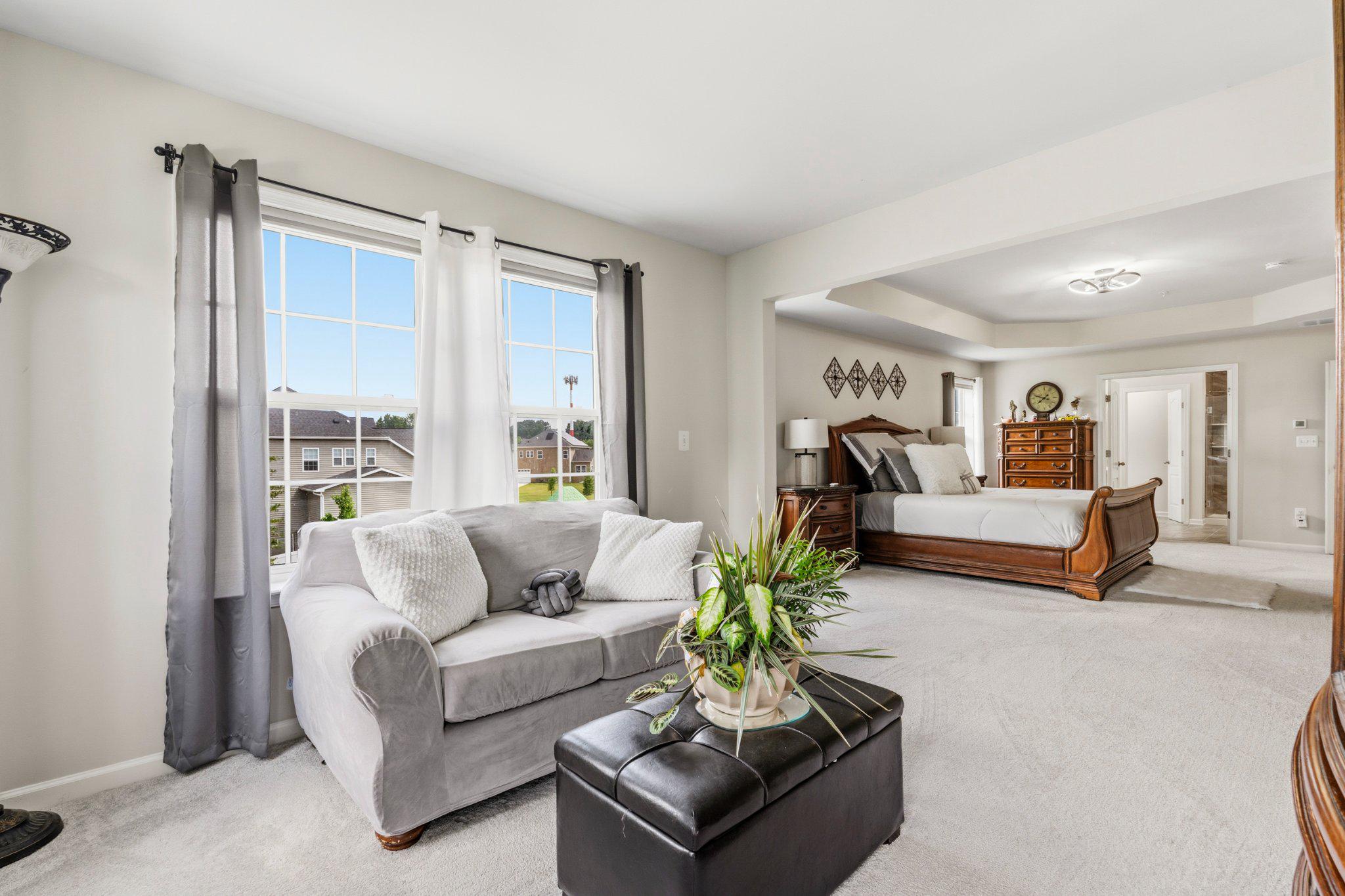 SPRING RIDGE - Residential