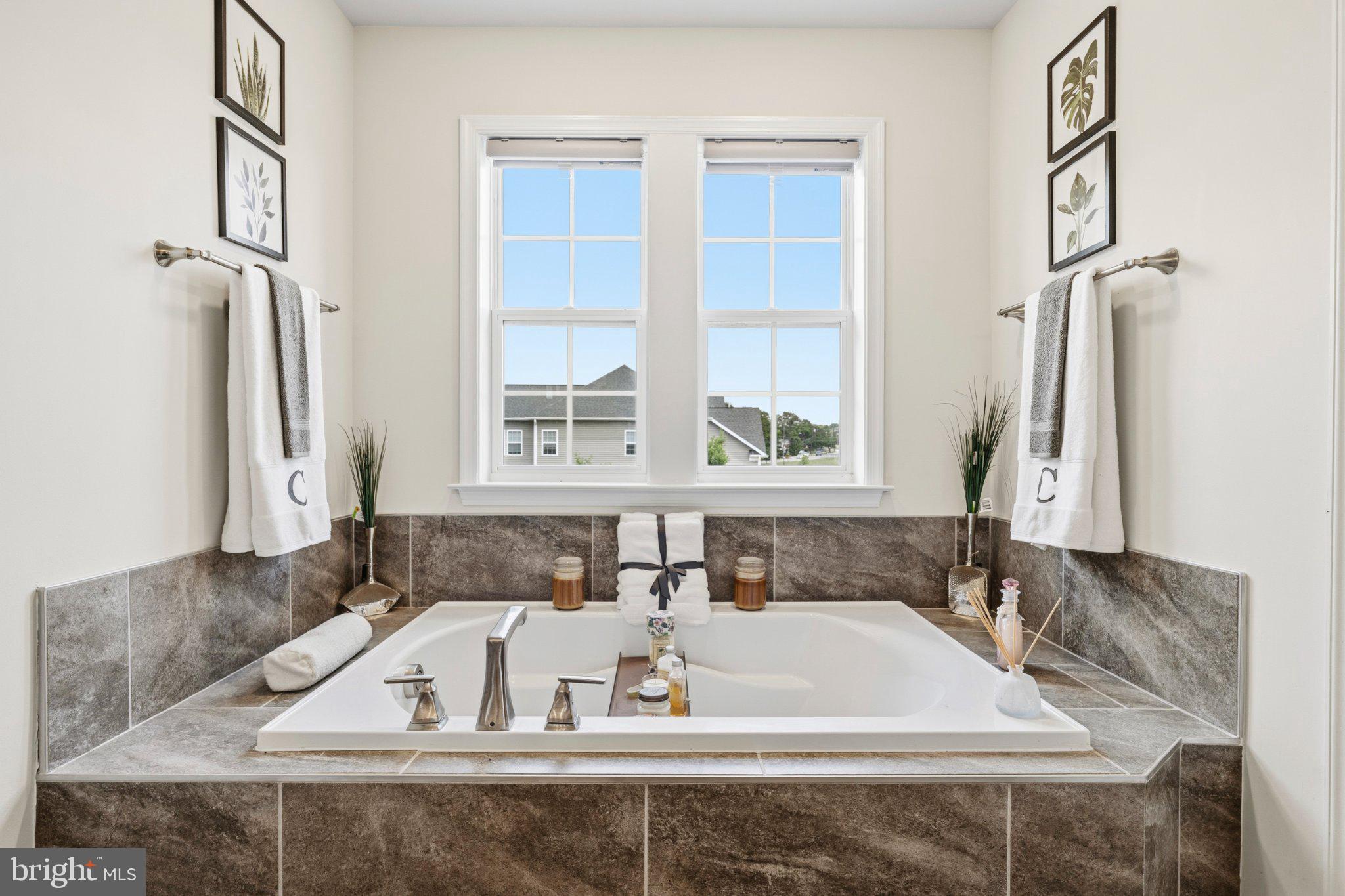 SPRING RIDGE - Residential