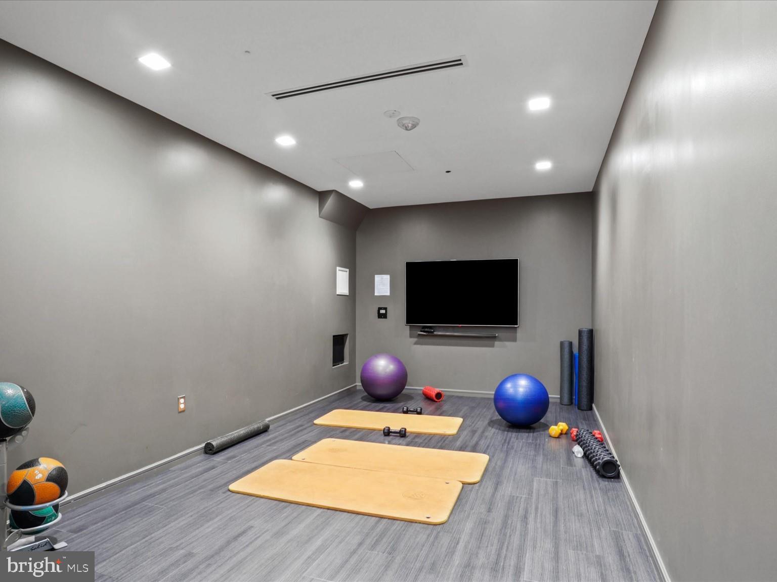 ROTONDA - Residential