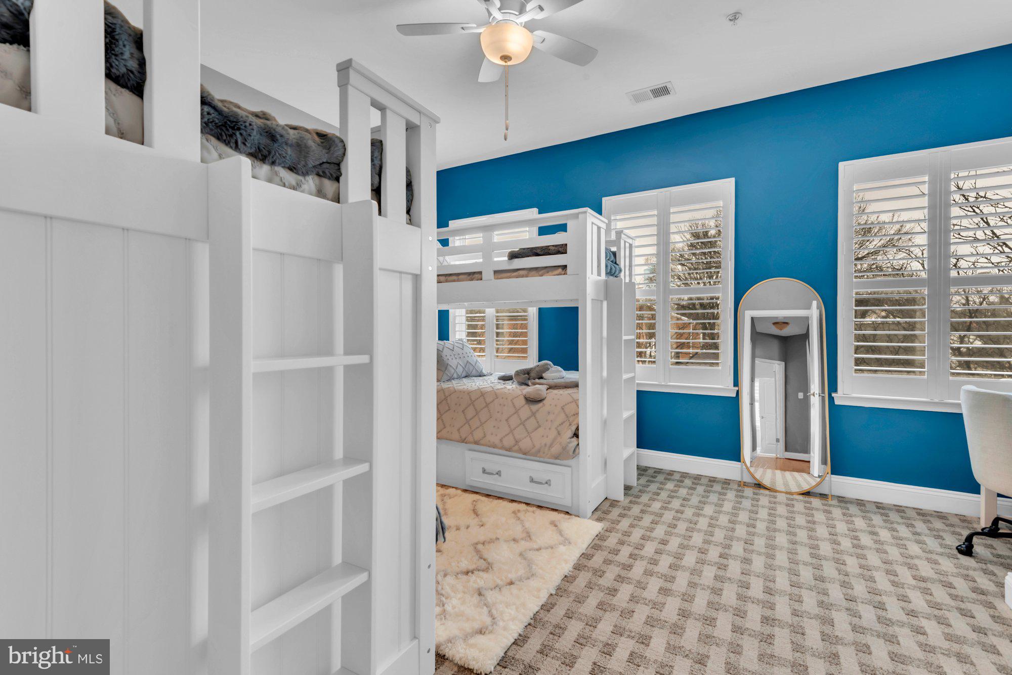 UPTOWN AT MURRAY HILL - Residential