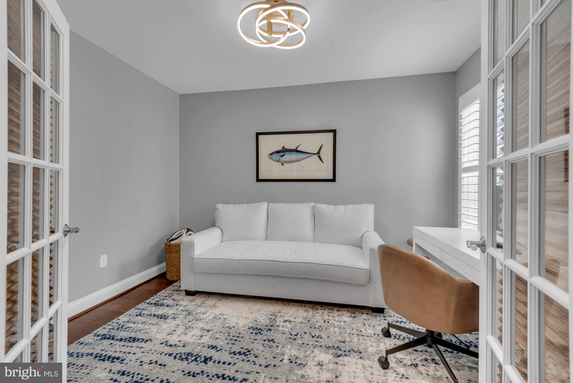 UPTOWN AT MURRAY HILL - Residential