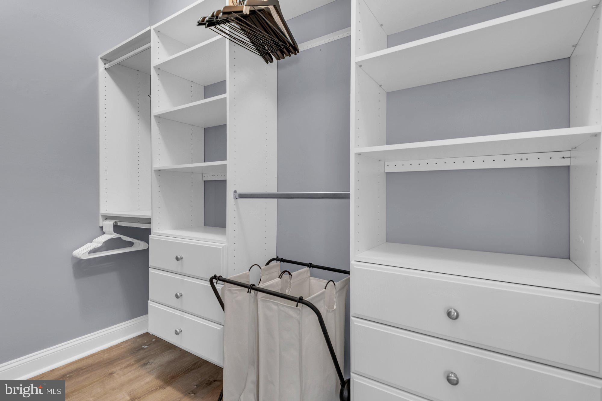 UPTOWN AT MURRAY HILL - Residential