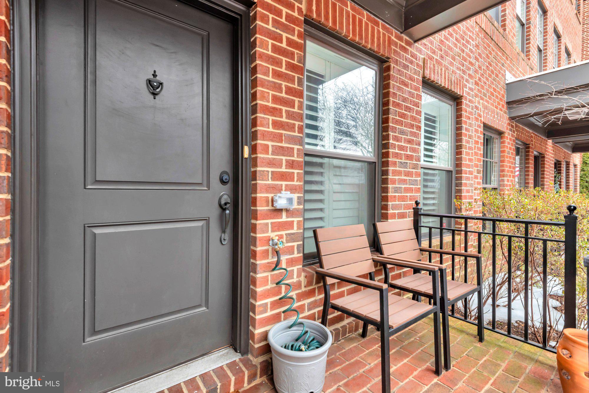 UPTOWN AT MURRAY HILL - Residential