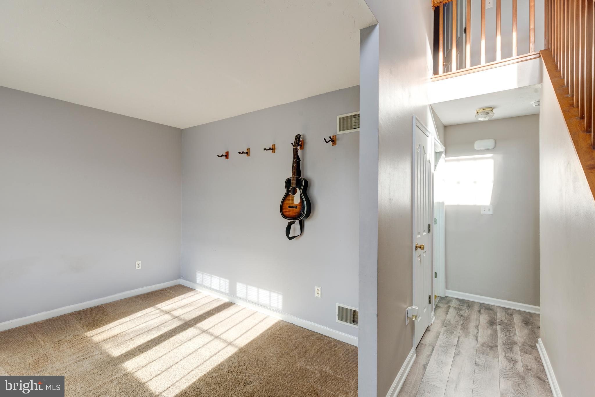 HERITAGE HILL II - Residential