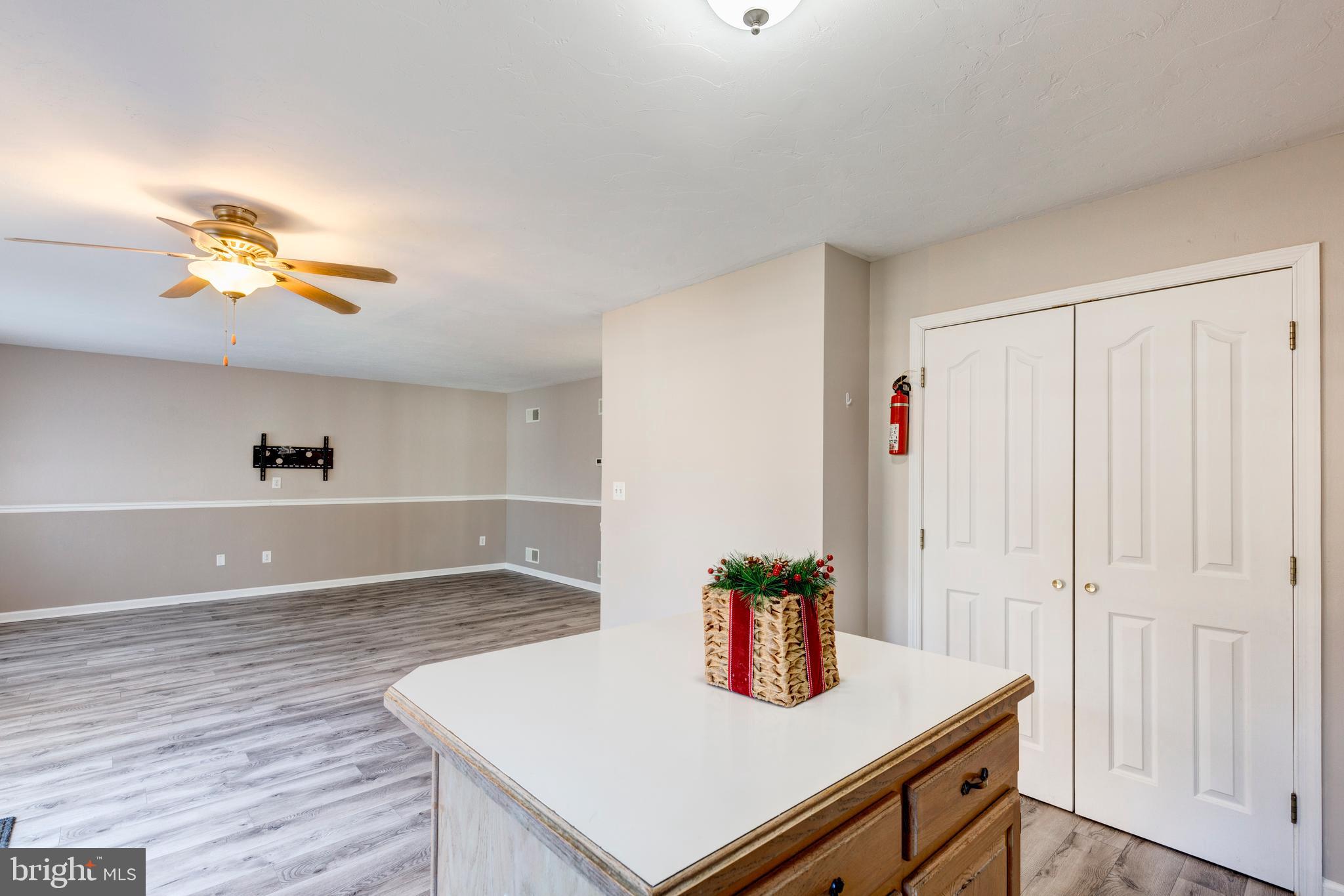 HERITAGE HILL II - Residential