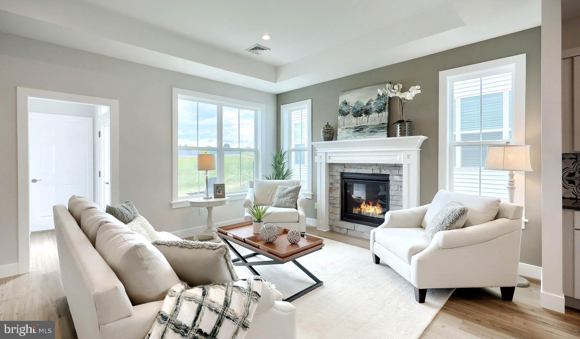WINDING CREEK - Residential