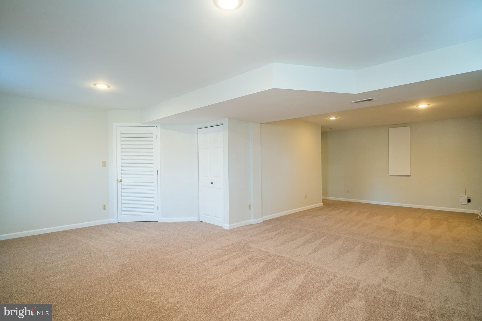 KENSINGTON VIEW - Residential Lease
