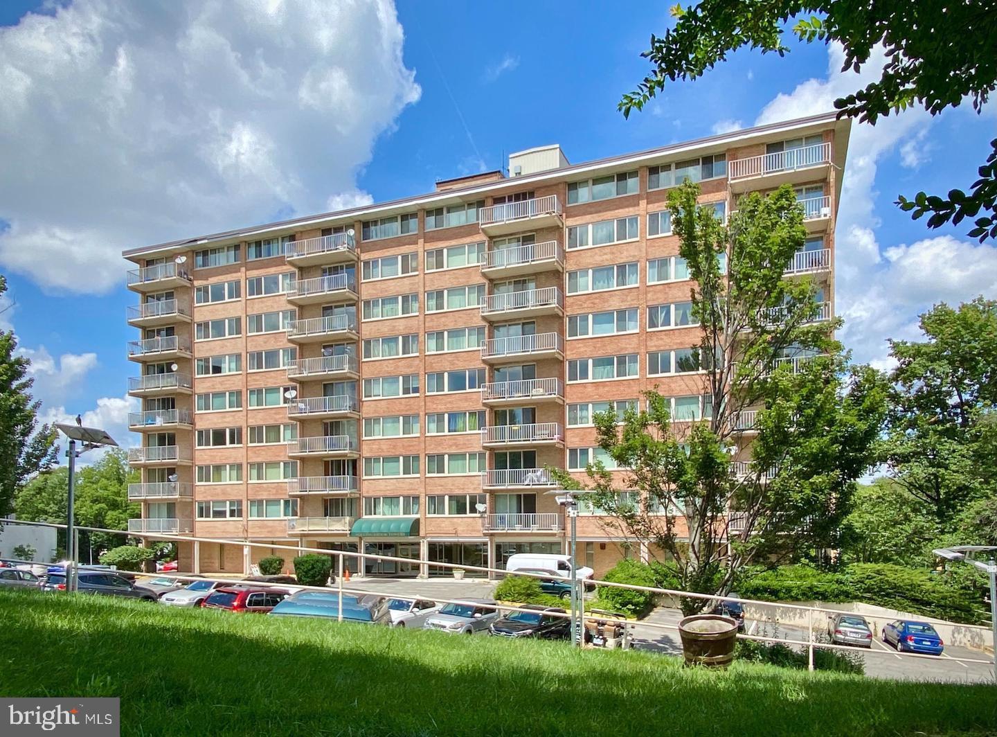BOLLING BROOK TOWERS - Residential Lease