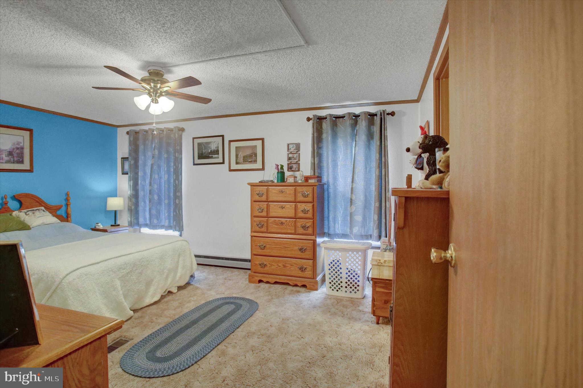 COLONIAL ESTATES - Residential