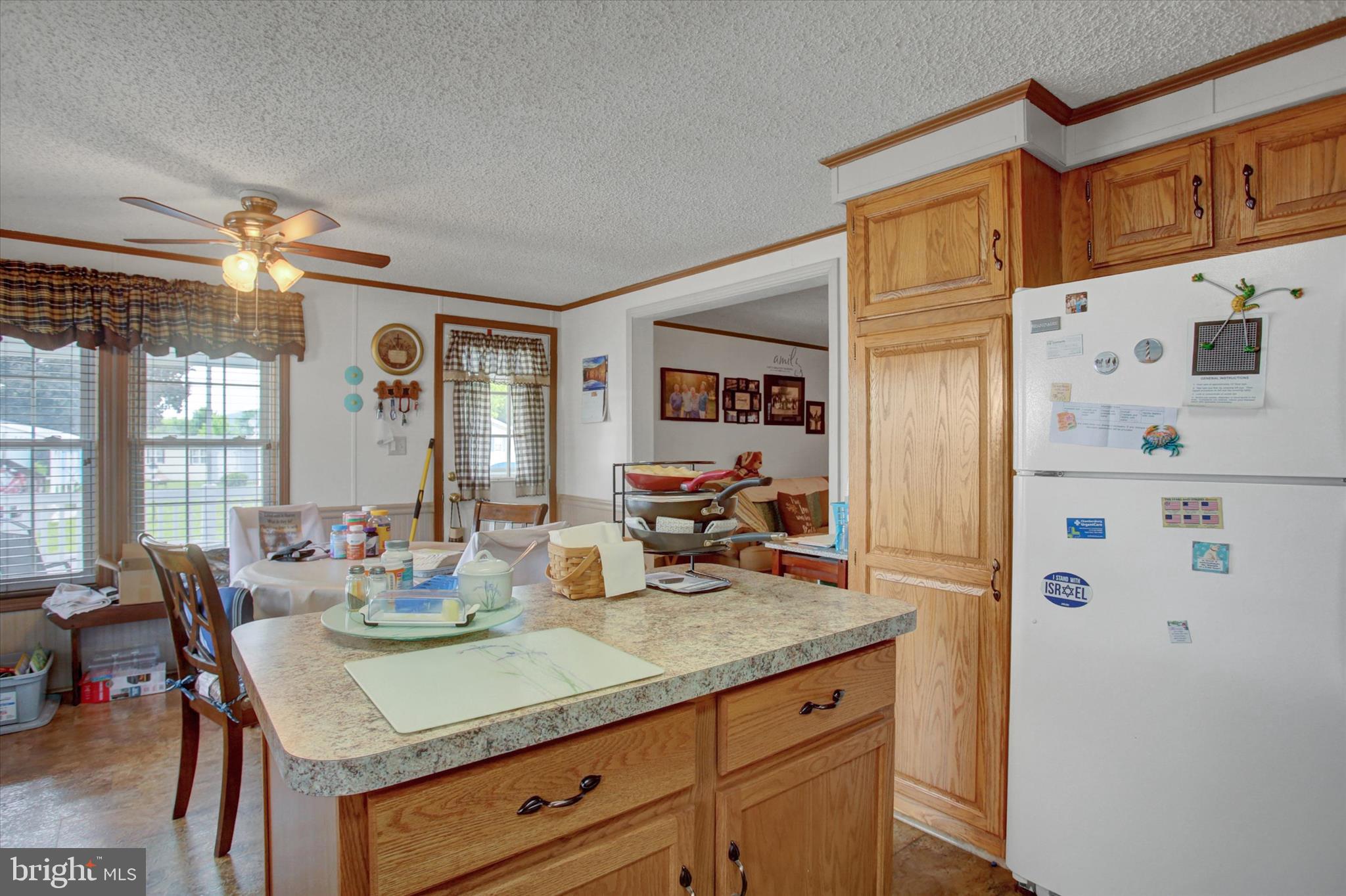 COLONIAL ESTATES - Residential