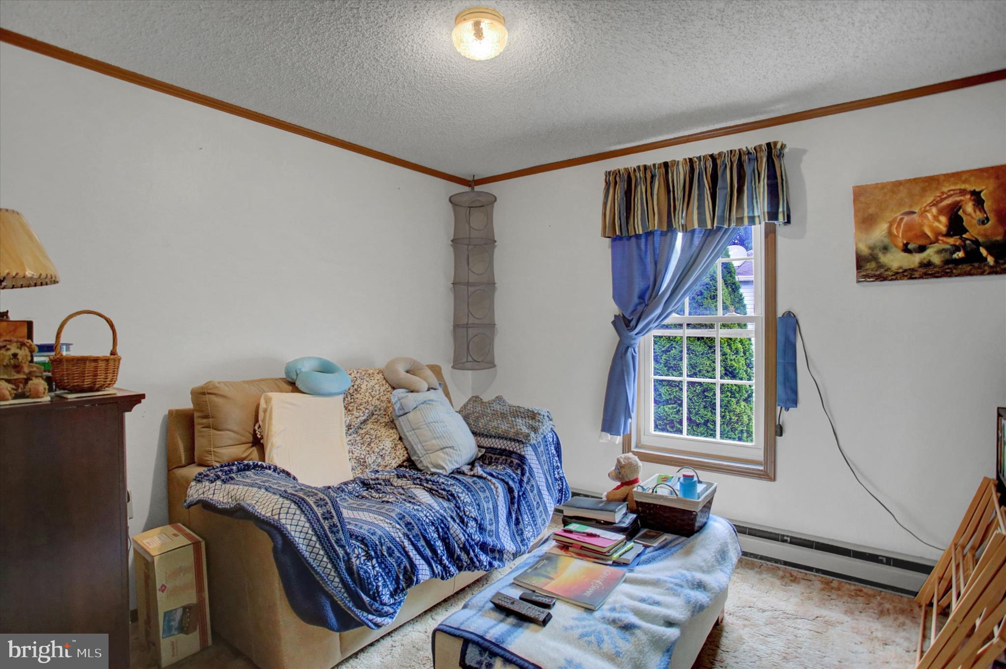 COLONIAL ESTATES - Residential