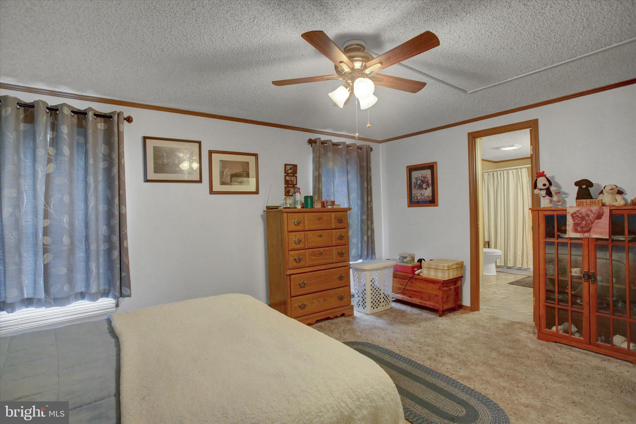 COLONIAL ESTATES - Residential