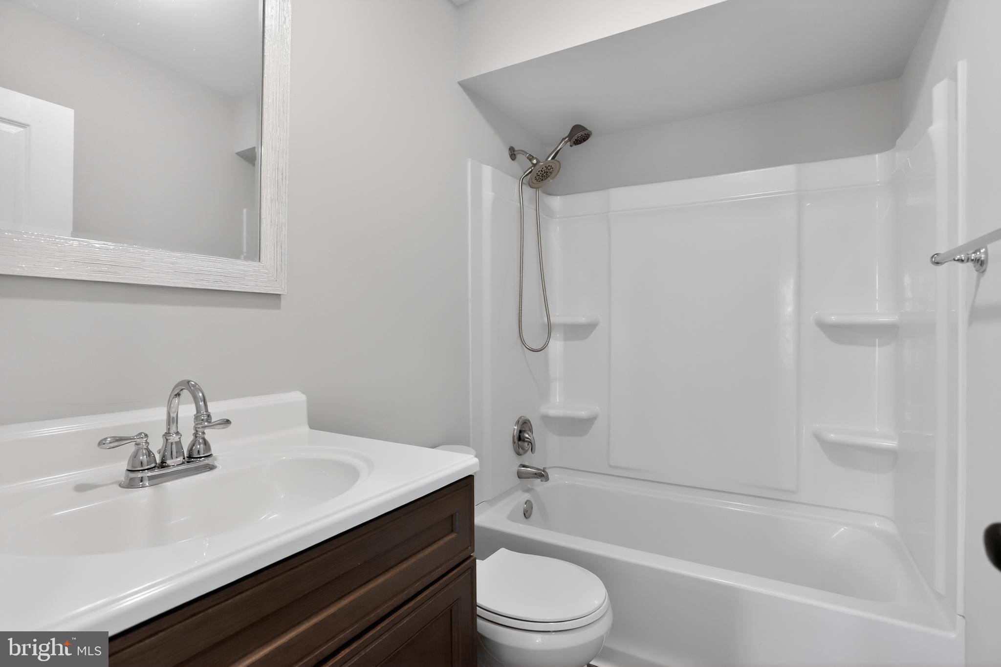 WETHERSFIELD - Residential