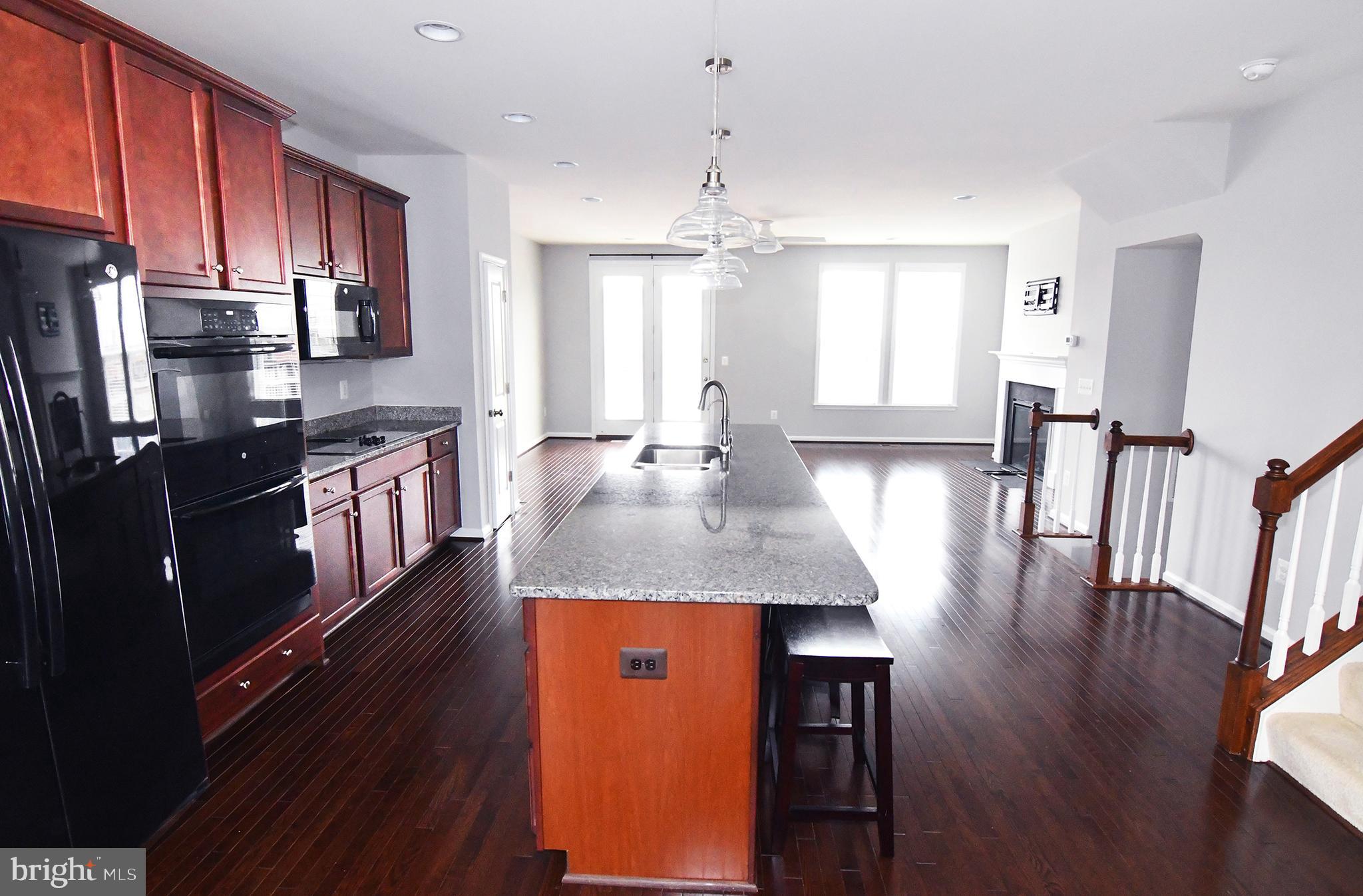 FIELDSTONE - Residential Lease