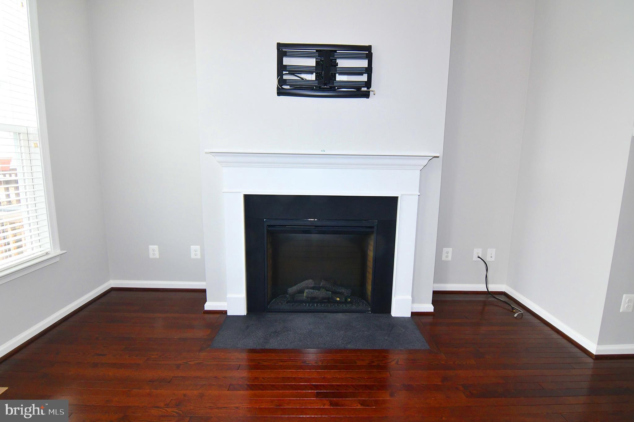 FIELDSTONE - Residential Lease