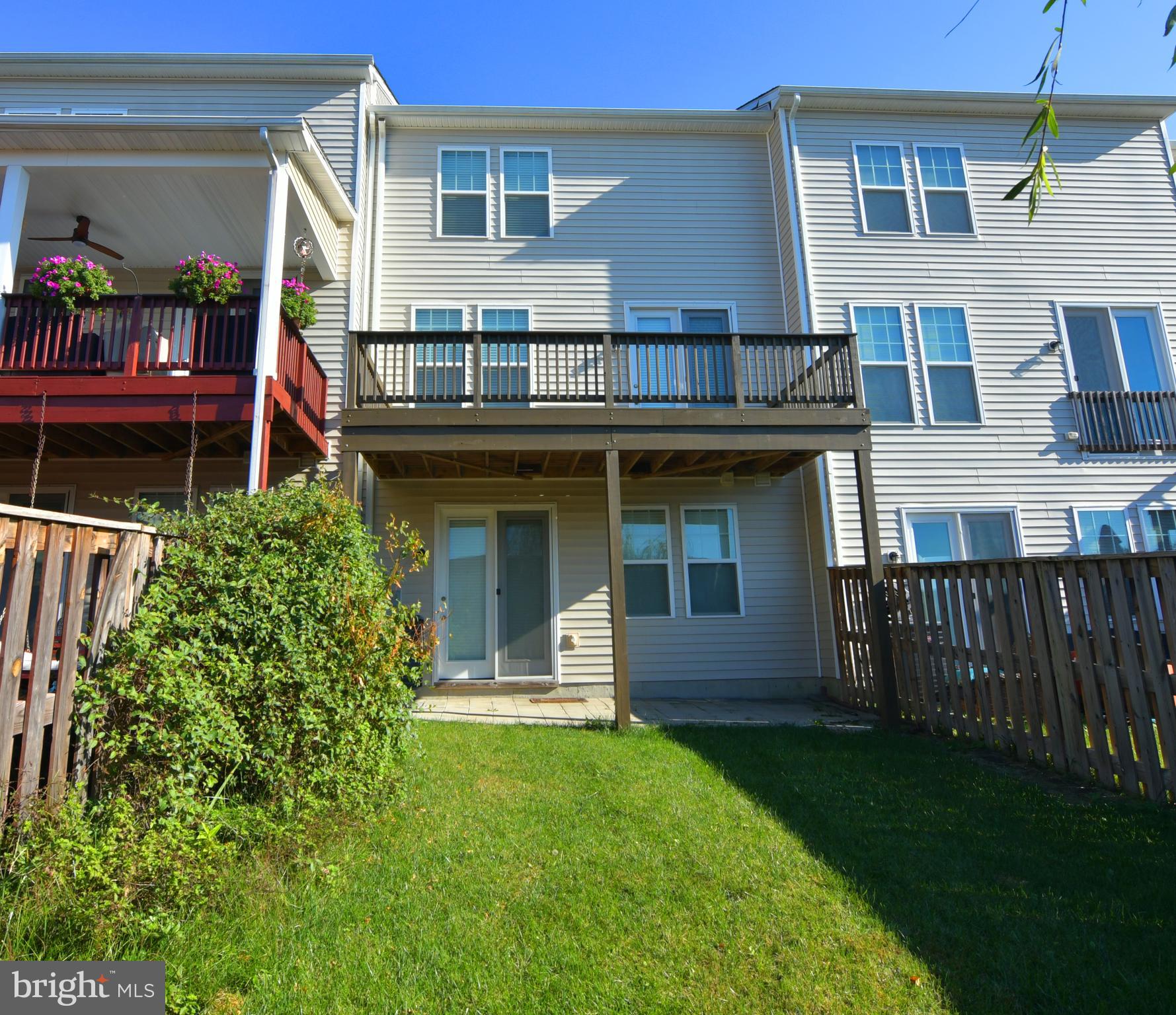 FIELDSTONE - Residential Lease