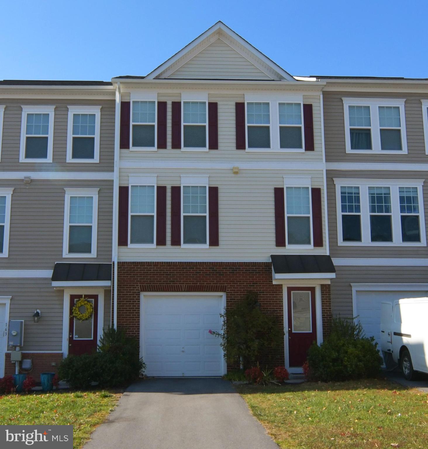 FIELDSTONE - Residential Lease