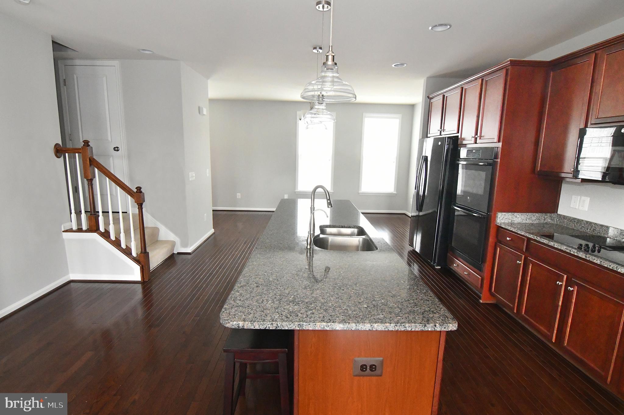 FIELDSTONE - Residential Lease