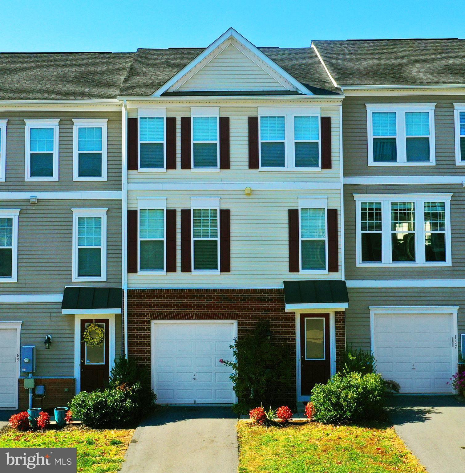 MOVE-IN READY! EAST OF WINCHESTER, ABOUT AN AN HOUR FROM DULLES AIRPORT.  COMMUTER CONVENIENT TO RTS 7 AND 50 AND I-81. SPACIOUS 3-LEVEL TOWNHOUSE WITH GARAGE AND FENCED BACK YARD. 3 bedrooms, 3 1/2 baths. Elegant touches throughout. 9-foot ceilings on main level and in basement. Tray ceiling in primary bedroom.  Kitchen with granite countertop, island/bar and double ovens. Appliances, including washer and dryer. Some hardwood and tile floors. Recessed lights.  Deck re-stained. Community has tennis and basketball courts, play area and gazebo picnic shelter. Lease for at least 1 year. Credit scores of 680 or higher and monthly household income of at least 3x the monthly rent. No pets. No smoking. Application fee: $45 each cash (preferred) or certified funds. Lister to run reports and write lease. VR application required. Landlord pays HOA. Tenants responsible for renter's insurance.