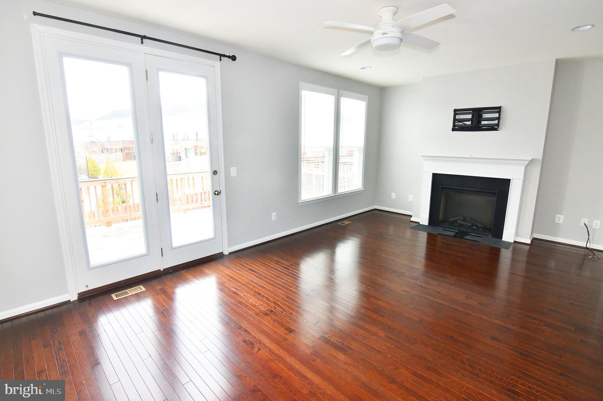 FIELDSTONE - Residential Lease
