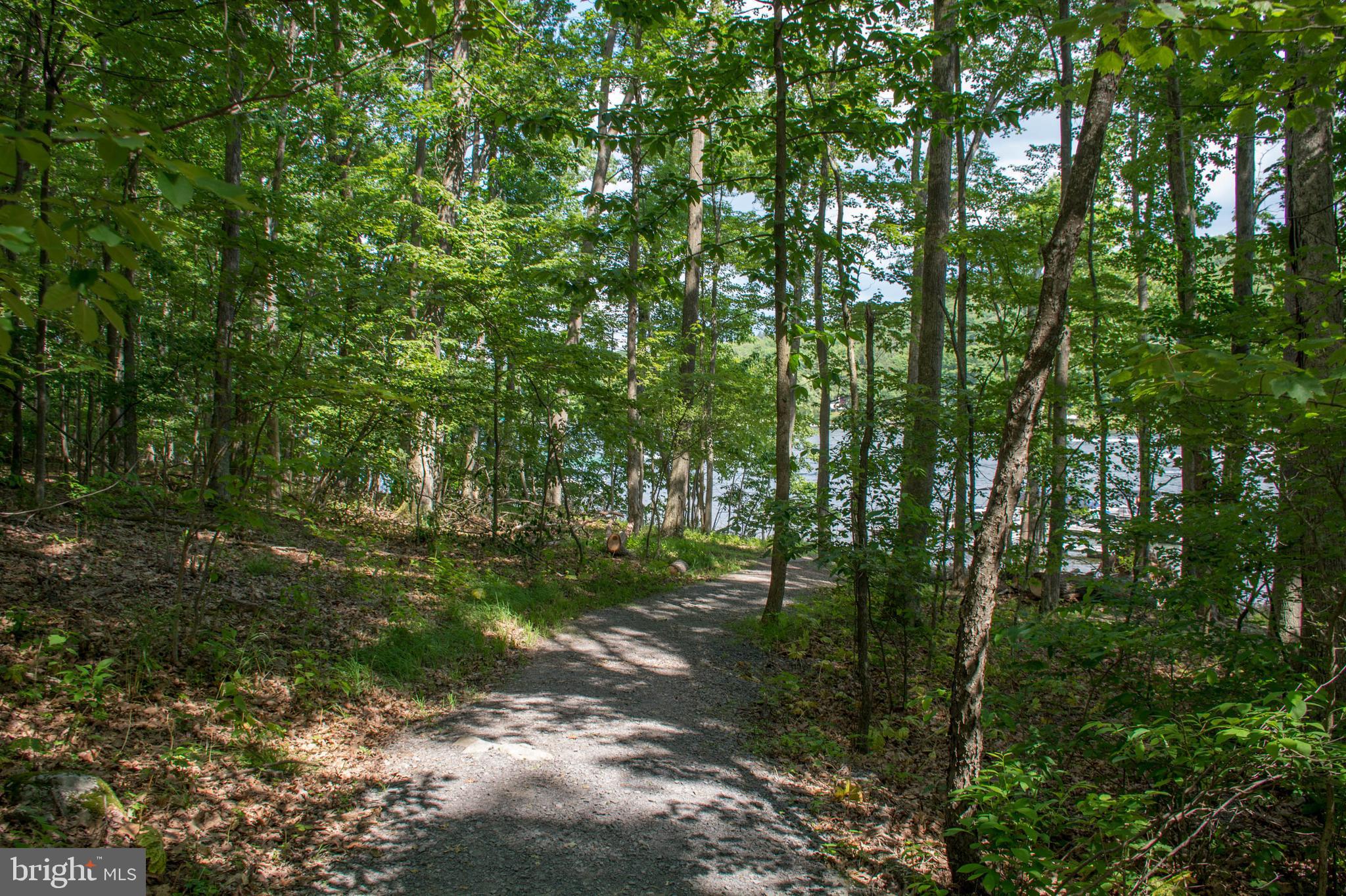 DEEP CREEK HIGHLANDS - Land