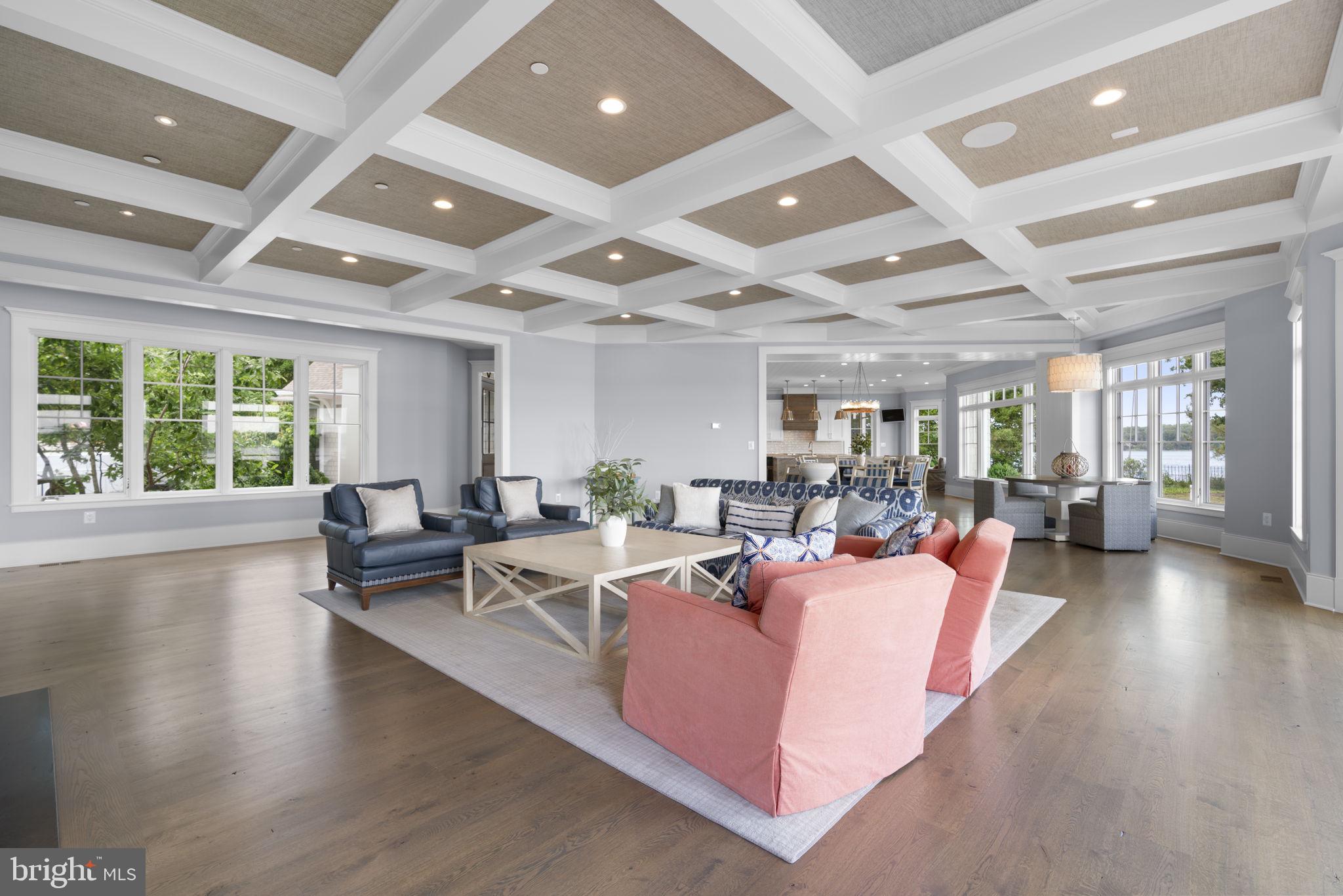 POHLMAN POINT - Residential