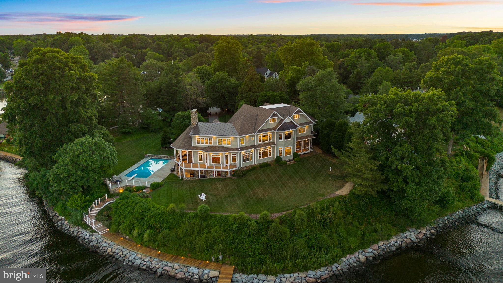 POHLMAN POINT - Residential