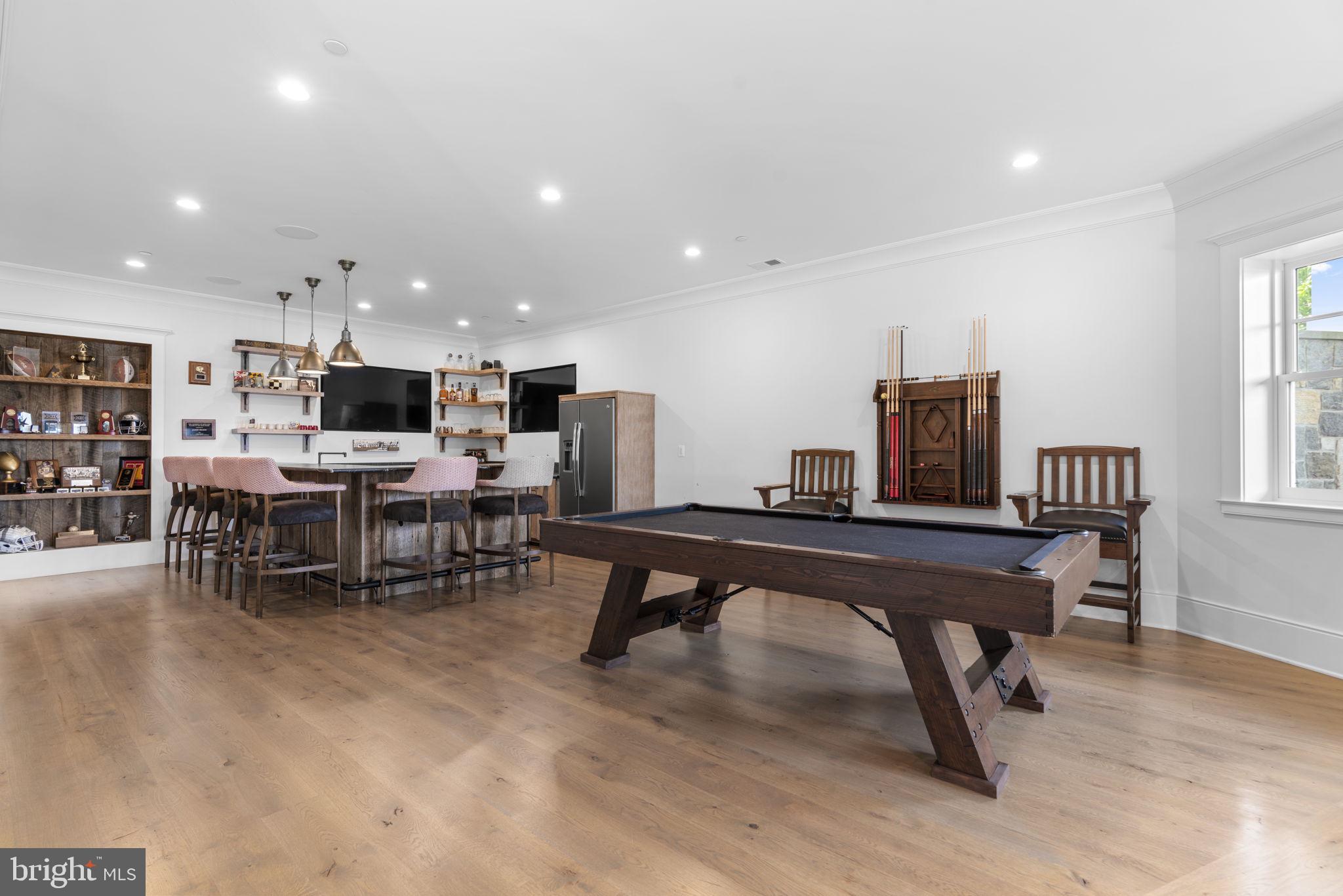 POHLMAN POINT - Residential