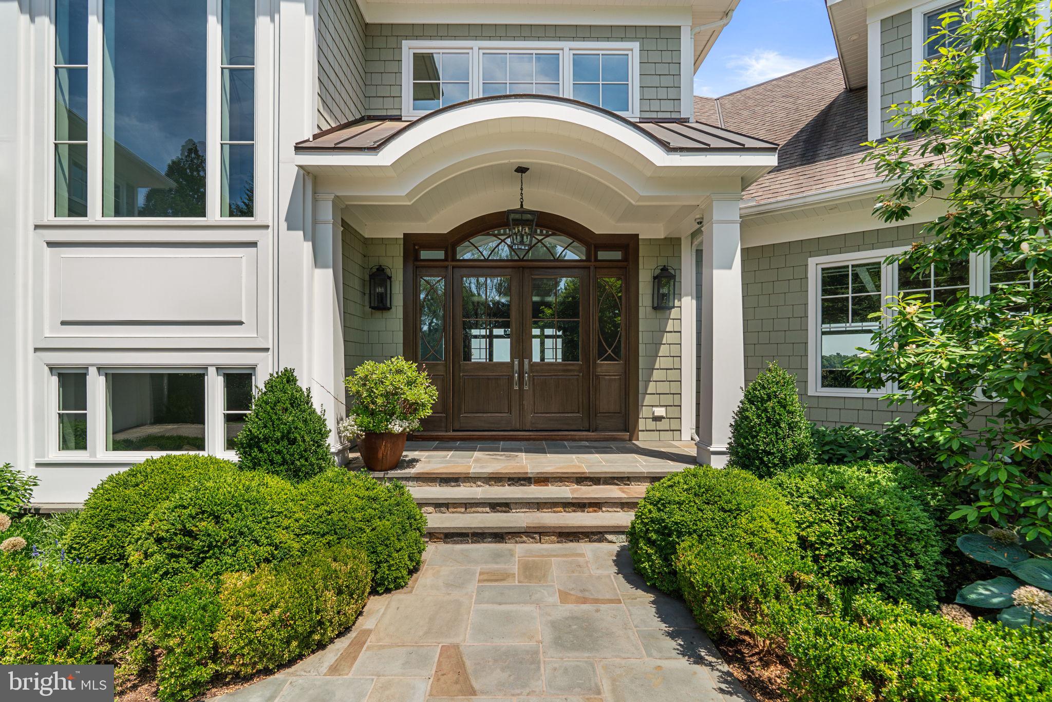 POHLMAN POINT - Residential