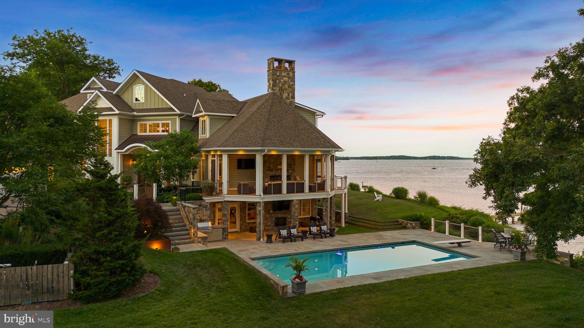 POHLMAN POINT - Residential
