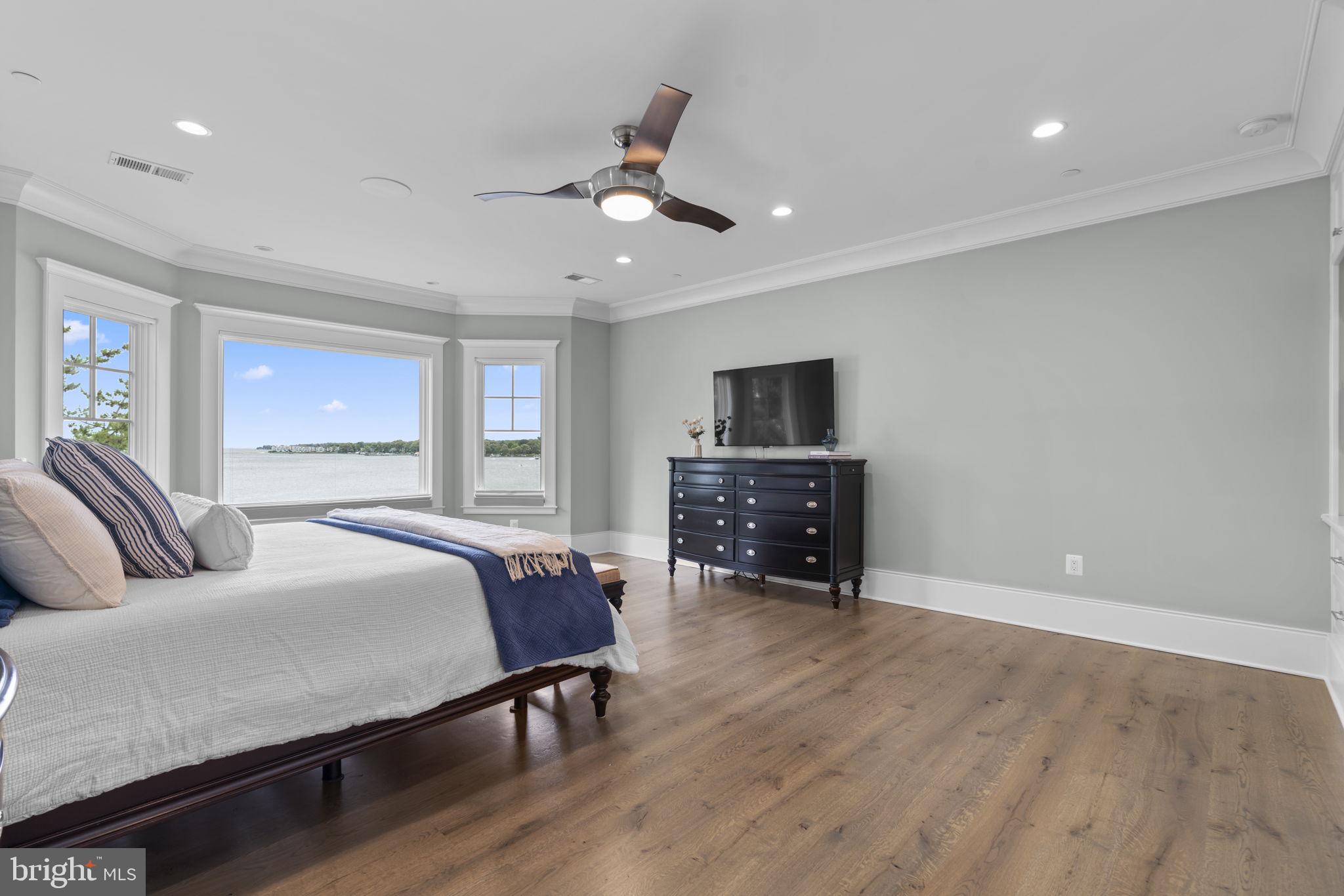 POHLMAN POINT - Residential