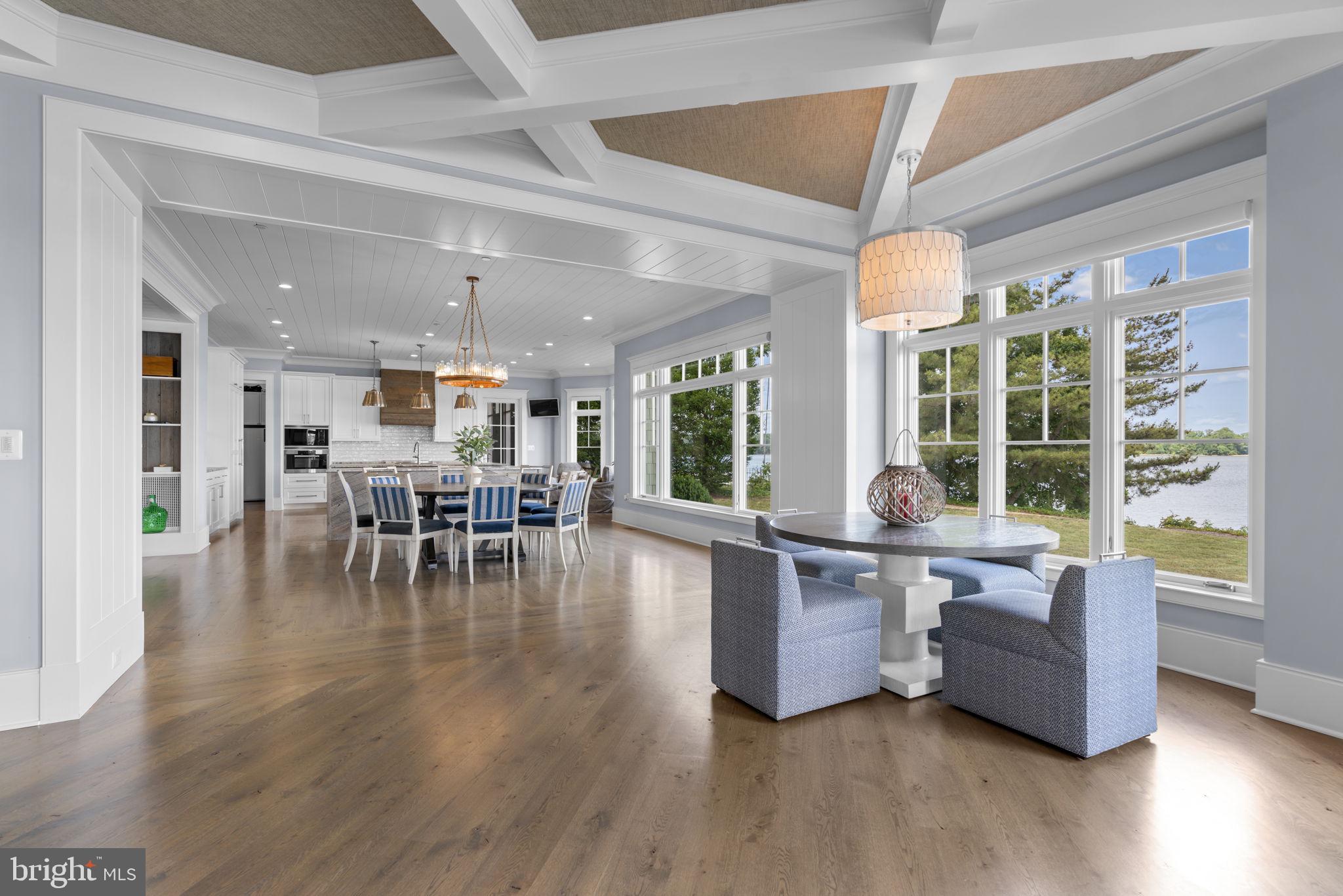 POHLMAN POINT - Residential