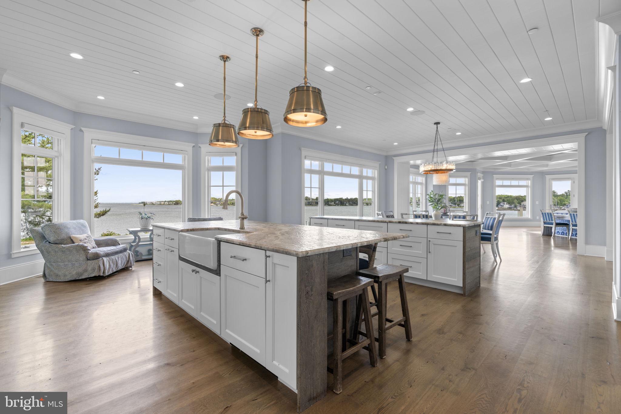 POHLMAN POINT - Residential