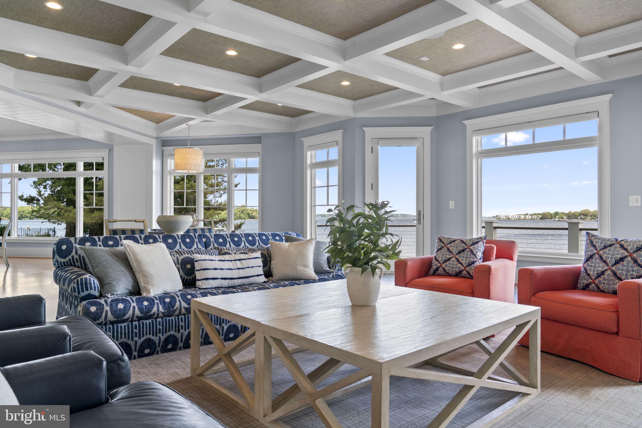 POHLMAN POINT - Residential